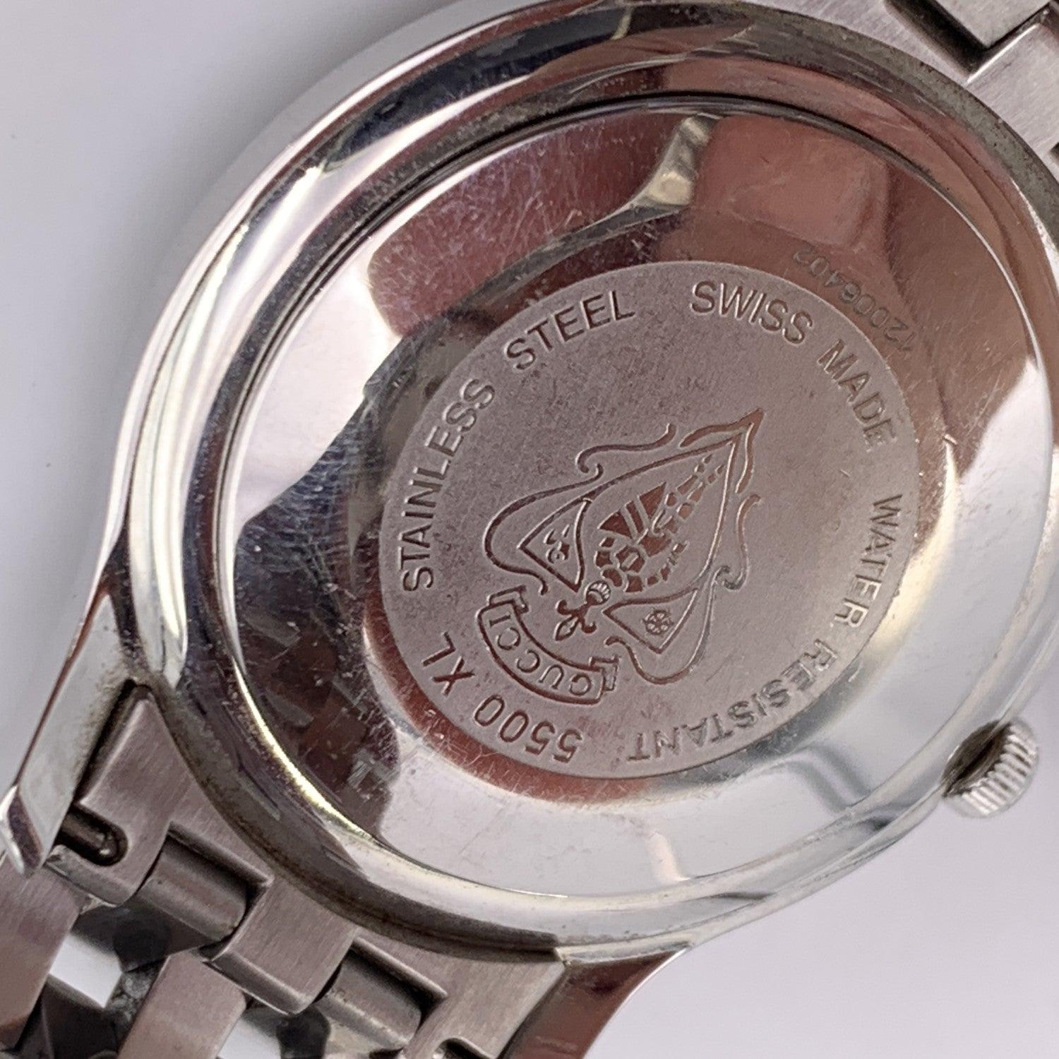 Silber-Edelstahl-Armbanduhr Mod 5500 XL von Gucci mit schwarzem Zifferblatt 2