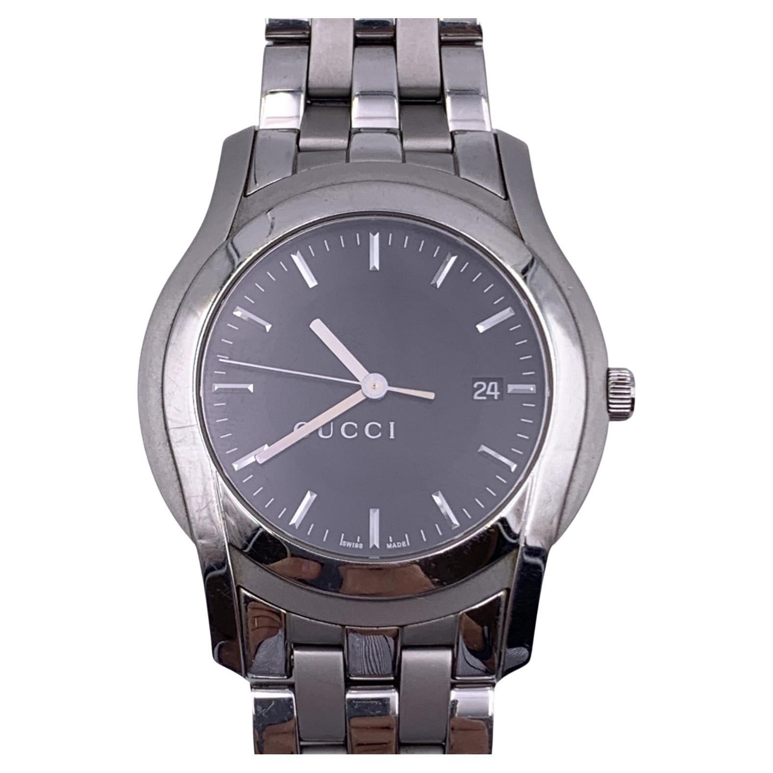 Silber-Edelstahl-Armbanduhr Mod 5500 XL von Gucci mit schwarzem Zifferblatt