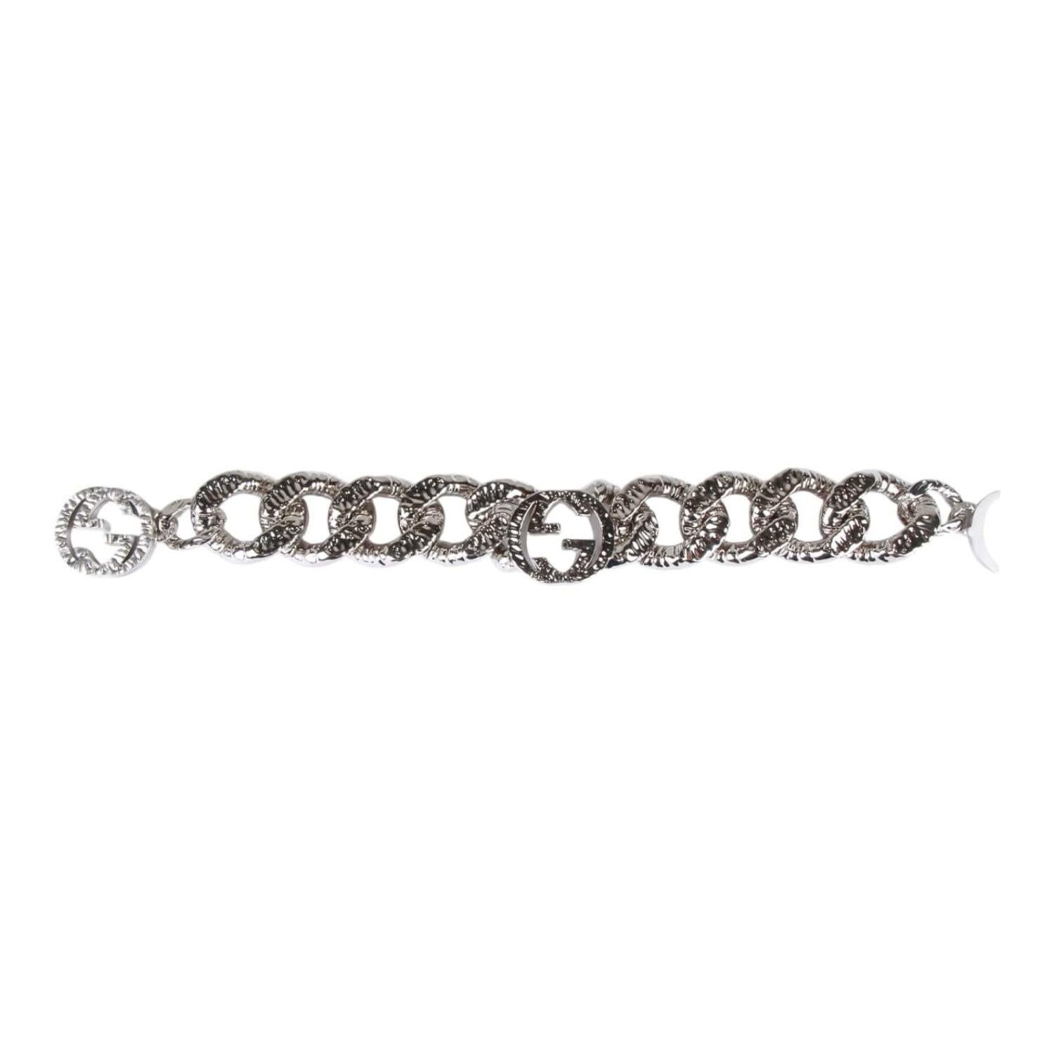 Gucci Silver Textured Curb Chain Interlocking GG Choker In New Condition For Sale In Montreal, Quebec