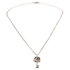Gucci Silver-Tone Necklace with Emblematic Double-G Tops a Key Pendant