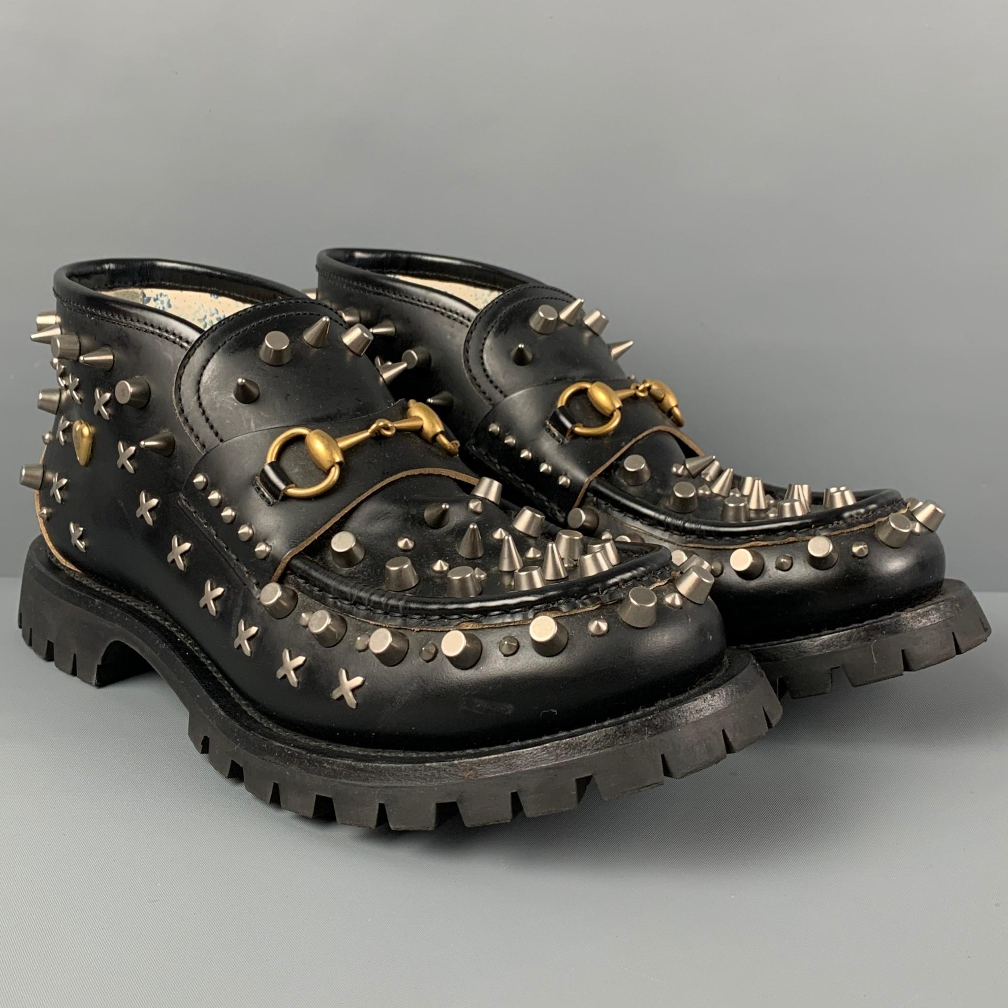GUCCI boots comes in a black leather featuring signature horsebit detail, studded details, slip on, and a rubber sole. Includes box. Made in Italy. 

Very Good Pre-Owned Condition.
Marked: 547984 9.5 04V
Original Retail Price: