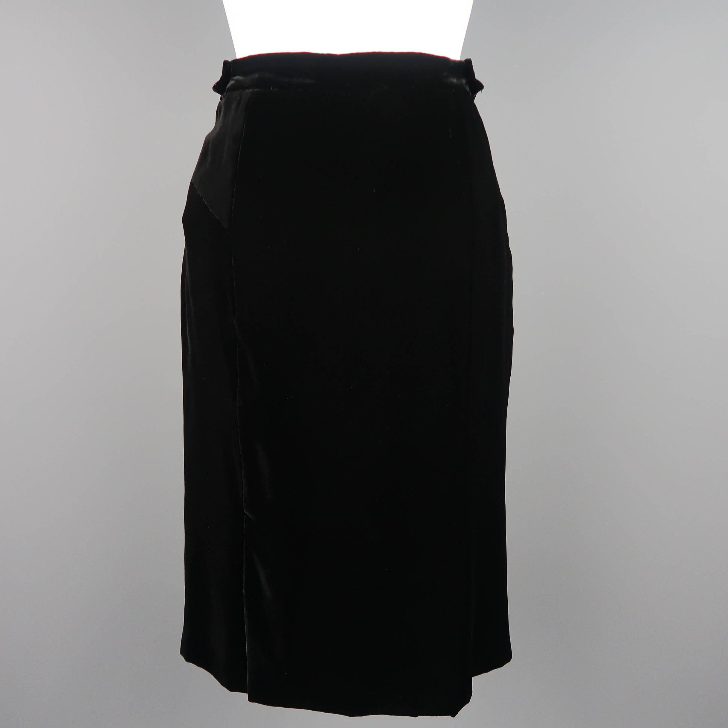 Women's Gucci Black Velvet Side Tab Pencil Skirt