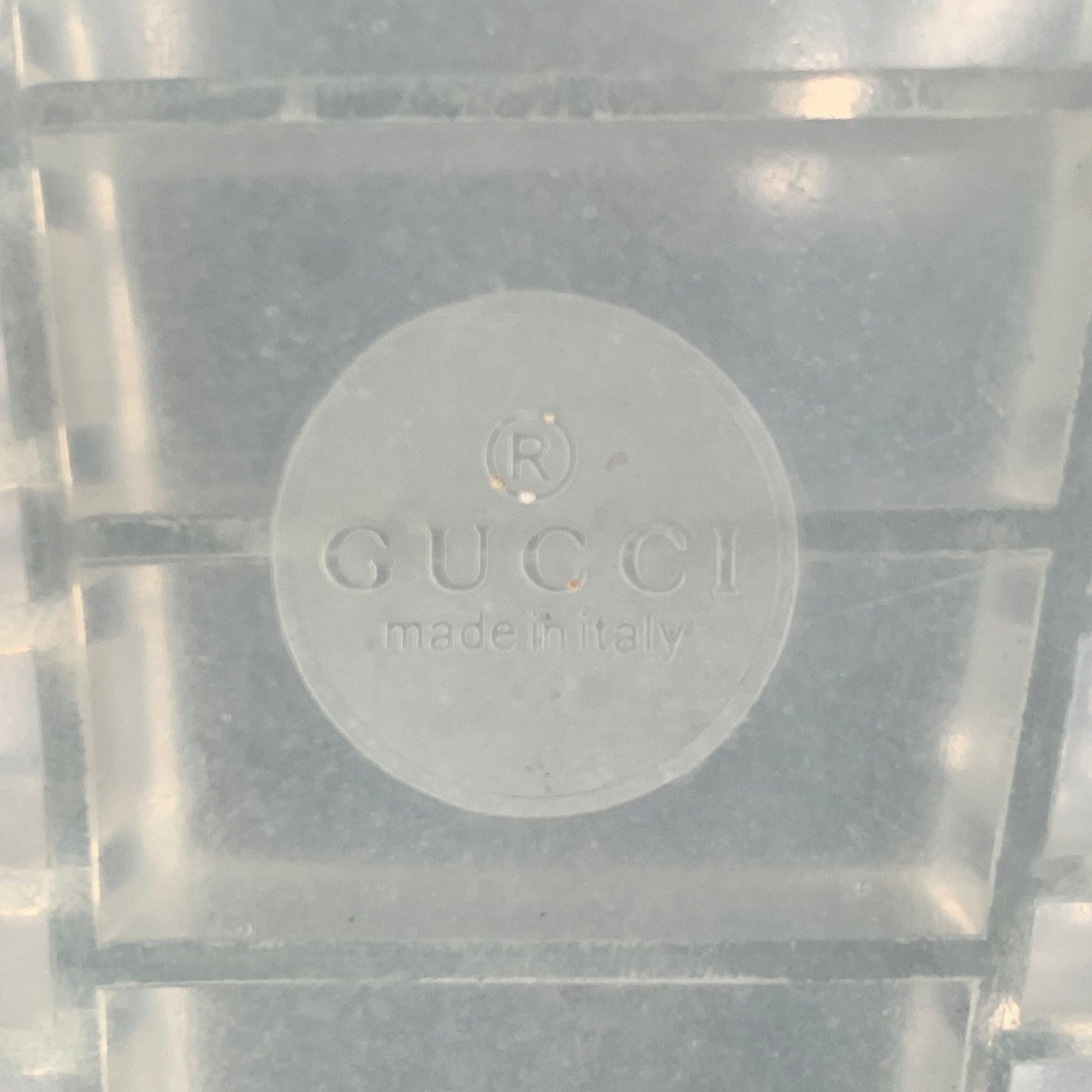 Gucci Size 10.5 Clear Transparent Logo Rubber Slide Sandals en vente 3