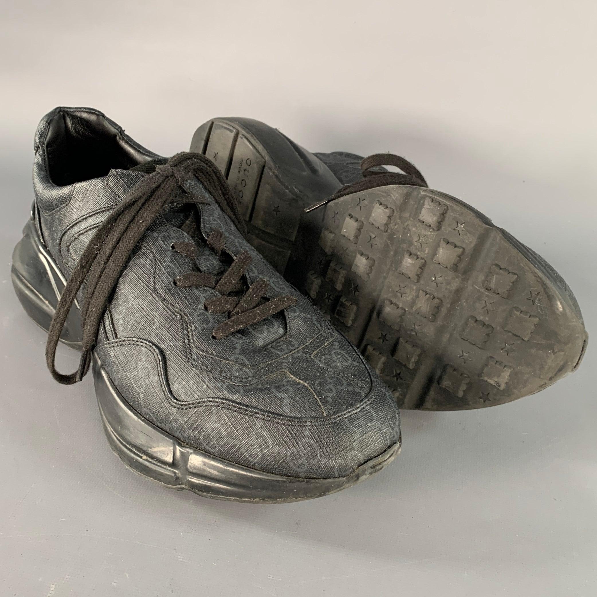 Uomo Gucci taglia 10.5 Scarpe da ginnastica nere grigie Monogram in vendita
