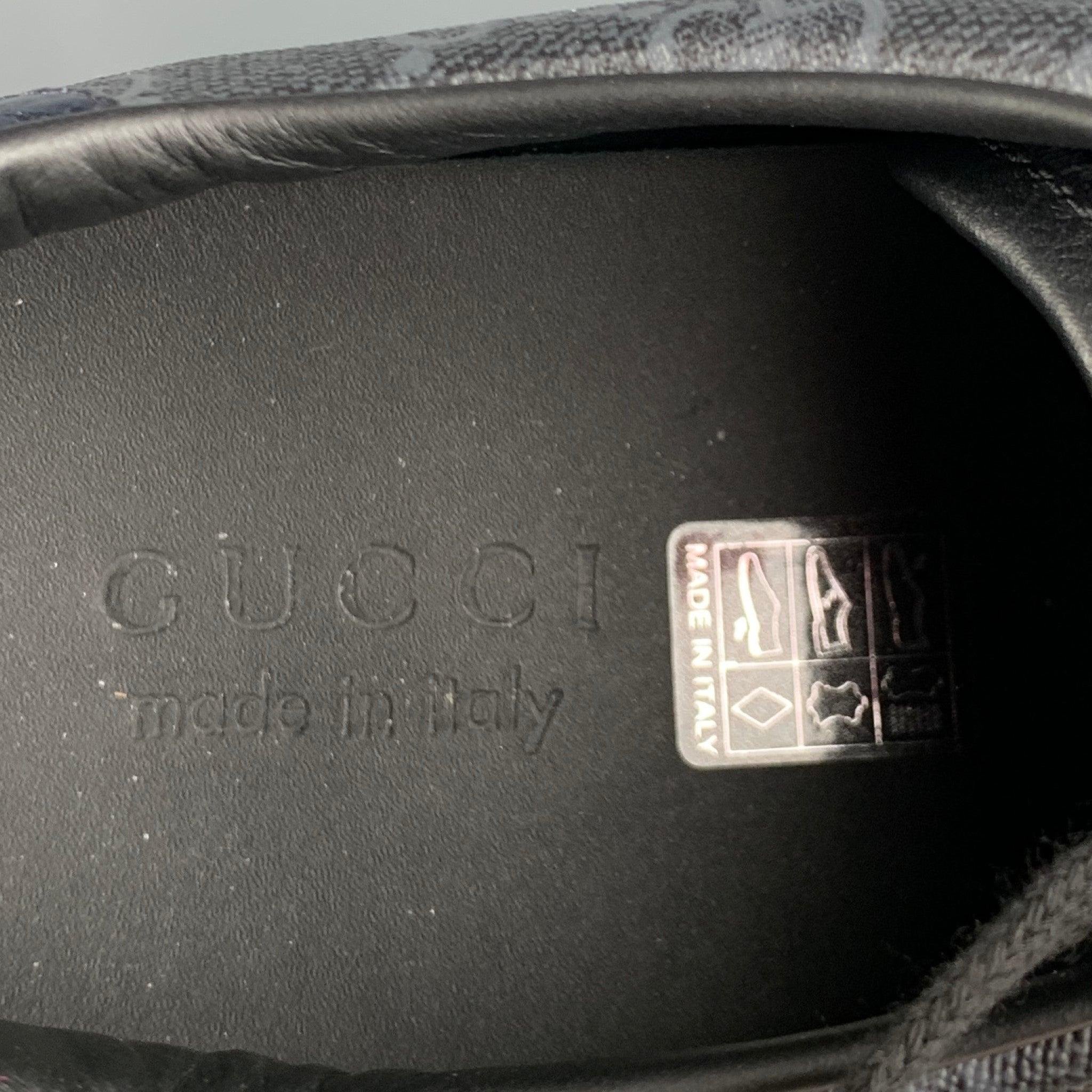 GUCCI Größe 11 Schwarz Grau Monogramm Leder-Sneakers mit Schnürung aus Leder im Angebot 3
