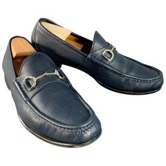 GUCCI Size 12 Navy Silver Pebble Grain Leather Horsebit Loafers