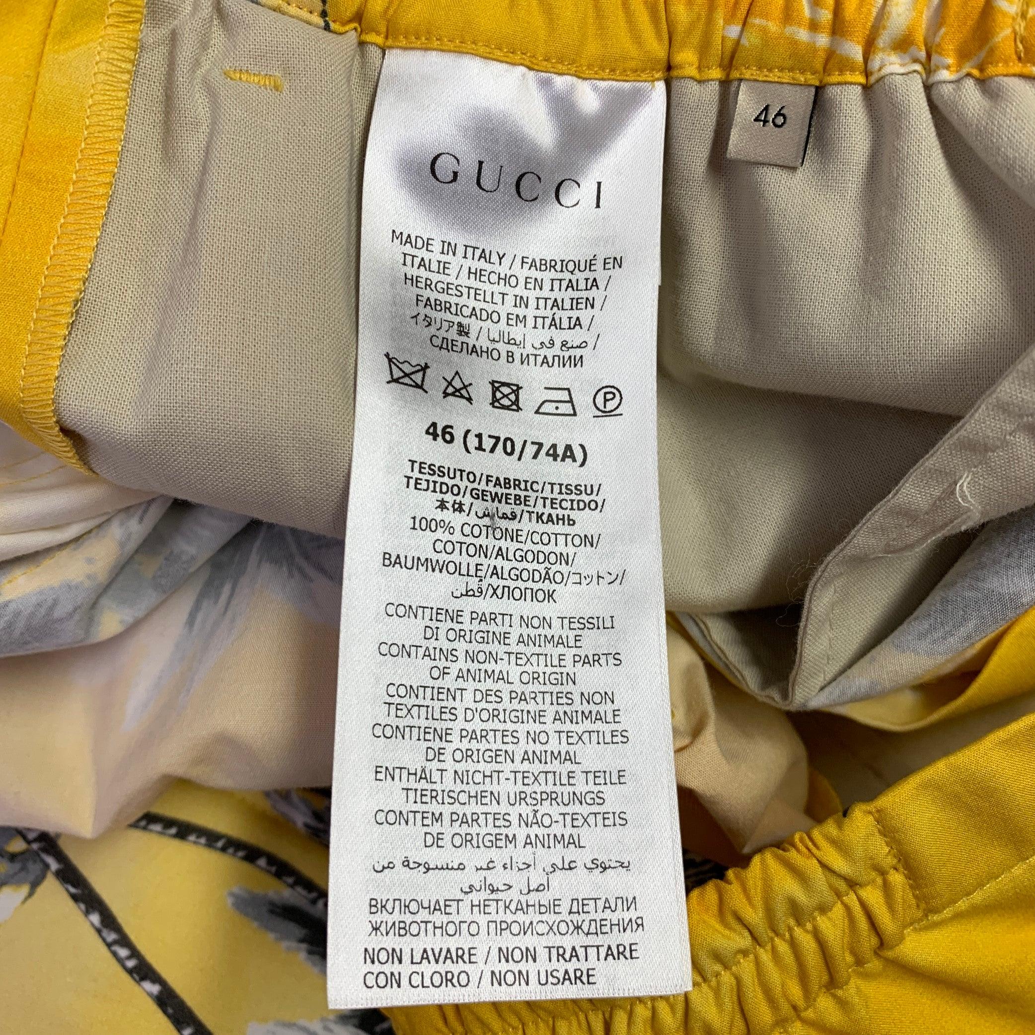 Bermudas hawaianas de algodón multicolor amarillo GUCCI talla 30 en Excelente estado para la venta en San Francisco, CA