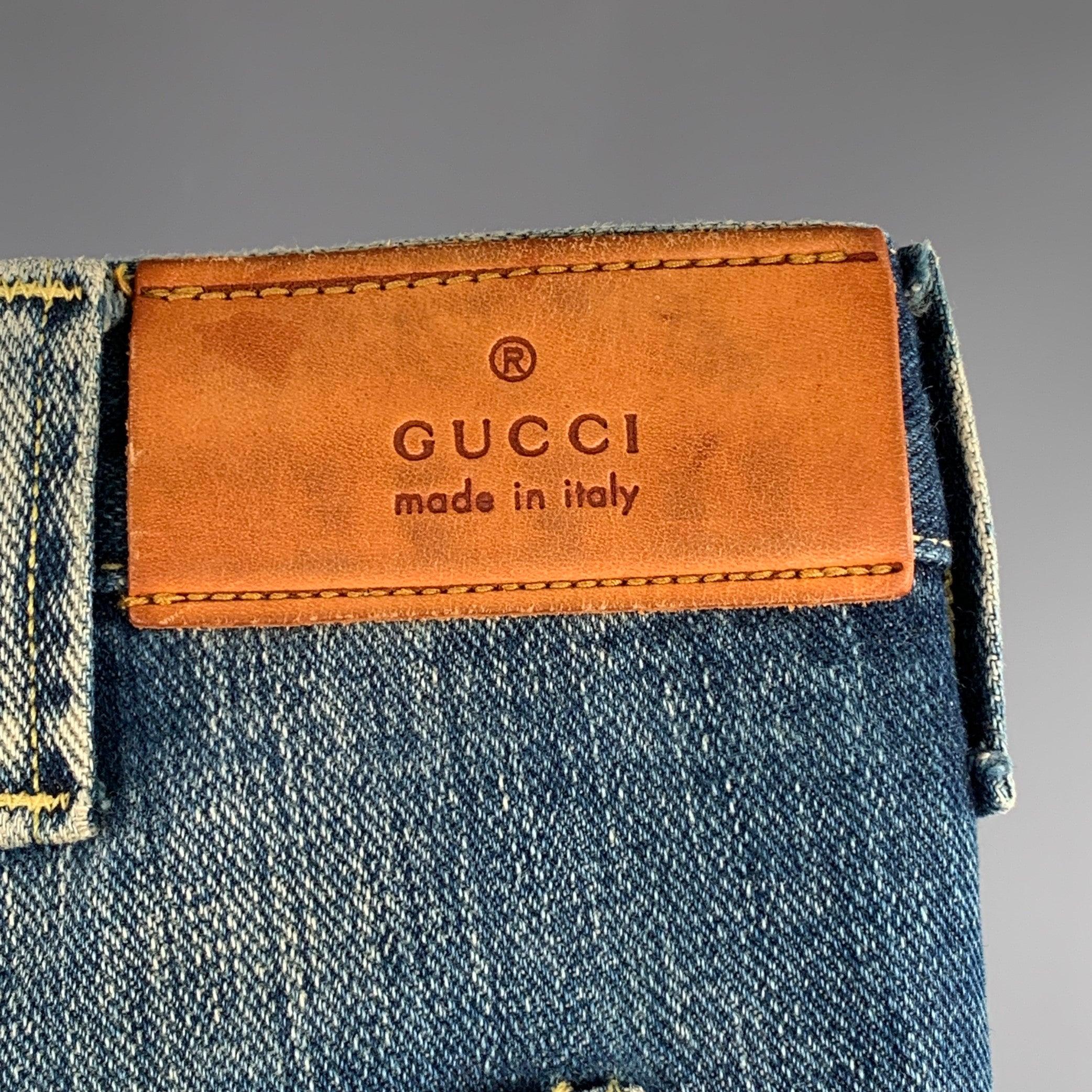 Gray GUCCI Size 32 Blue Wash Cotton Wide Leg Straight Selvedge Jeans For Sale