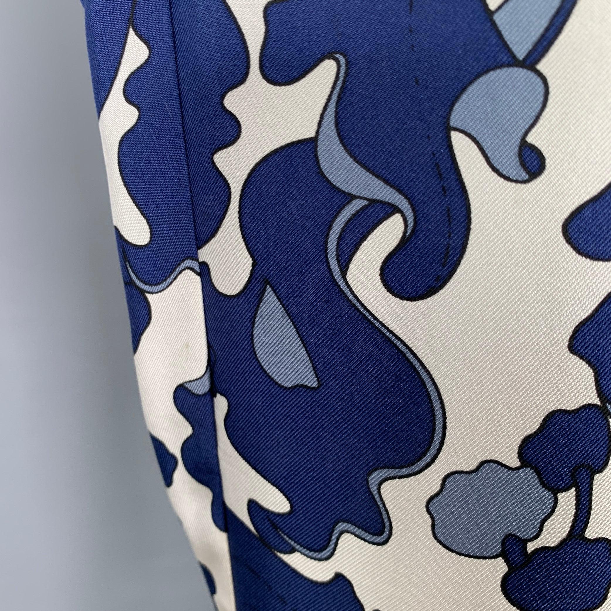 Men's GUCCI Size 32 Blue White Floral Silk Elastic Waistband Casual Pants For Sale