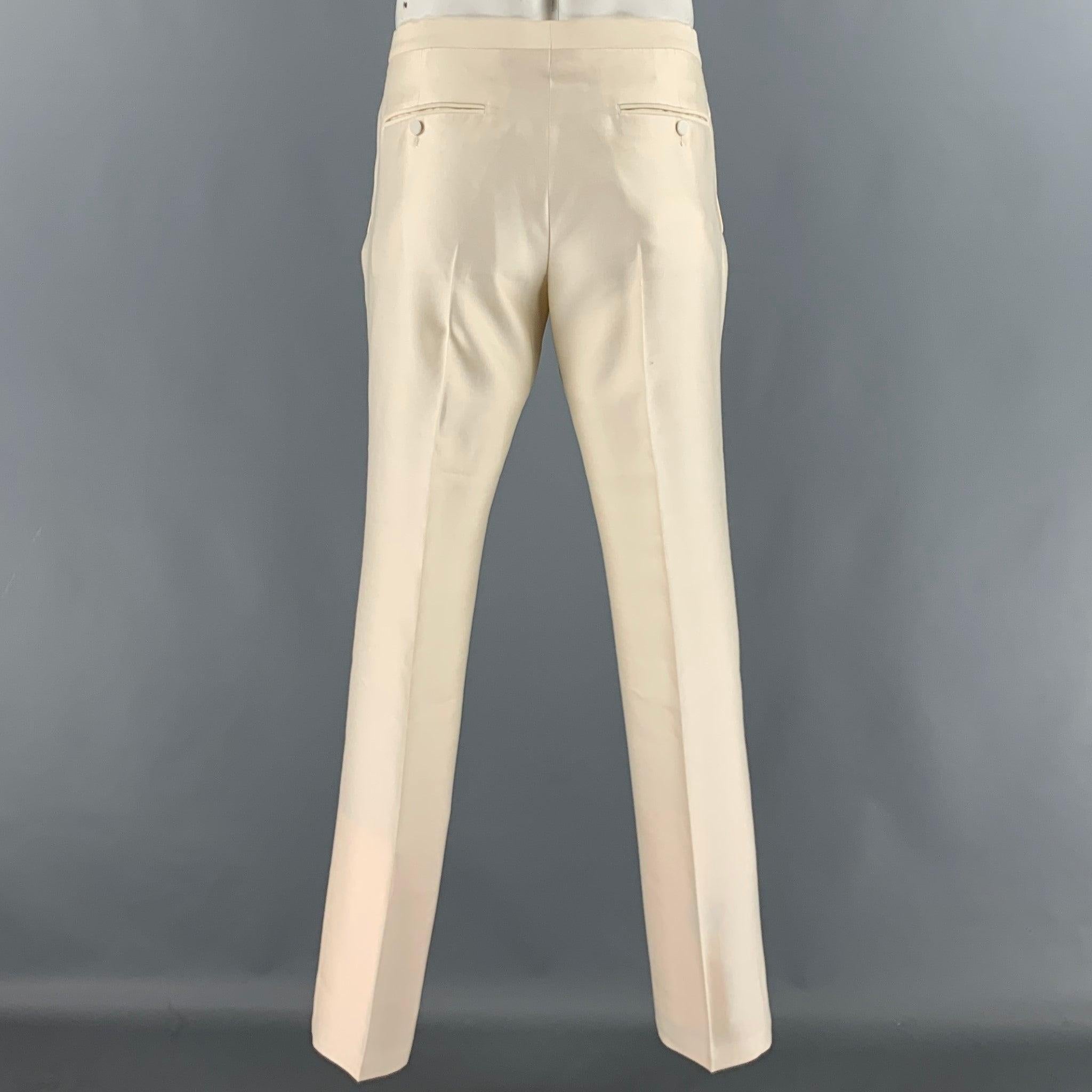 GUCCI Size 34 Beige Solid Wool  Silk Zip Fly Dress Pants In Excellent Condition For Sale In San Francisco, CA