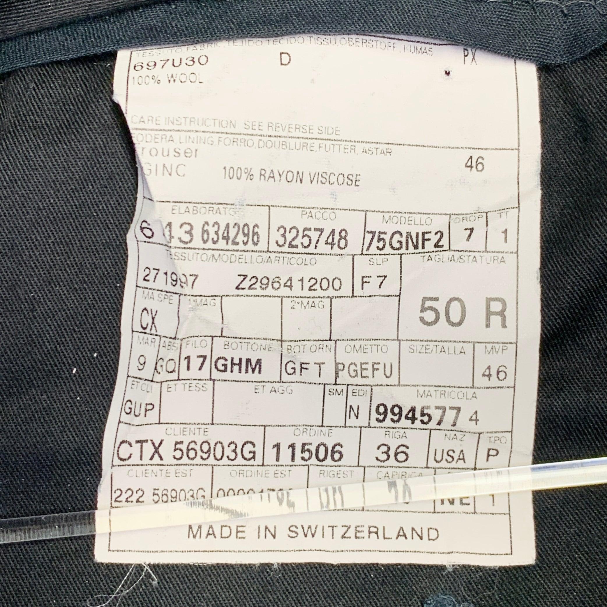 Gucci Taille 34 Pantalon habillé en sergé de laine gris avec braguette à boutons en vente 1