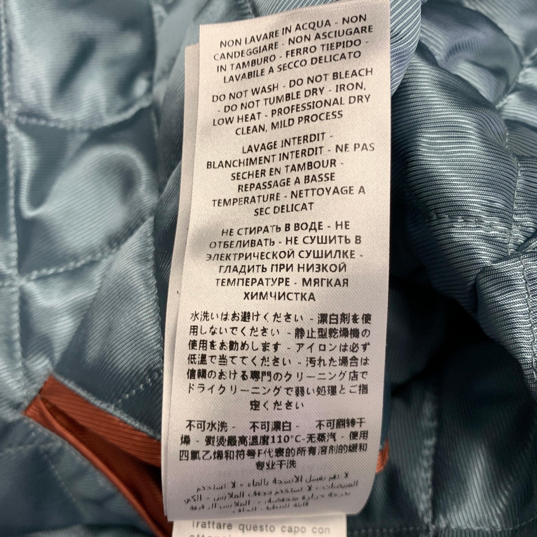 GUCCI Blouson en soie graphique beige multicolore, taille 36 en vente 5