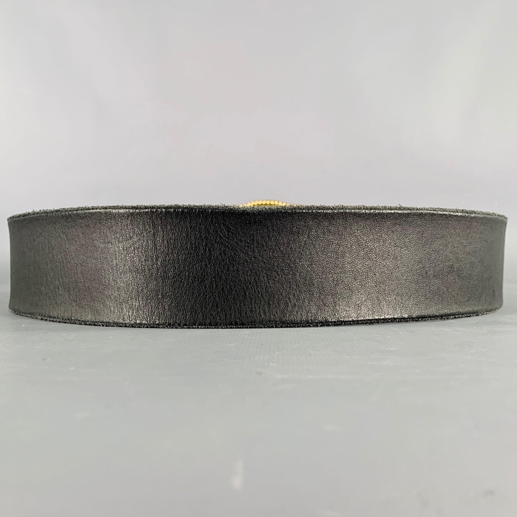 GUCCI Size 36 Black Gold Leather Metal Belt In Excellent Condition In San Francisco, CA