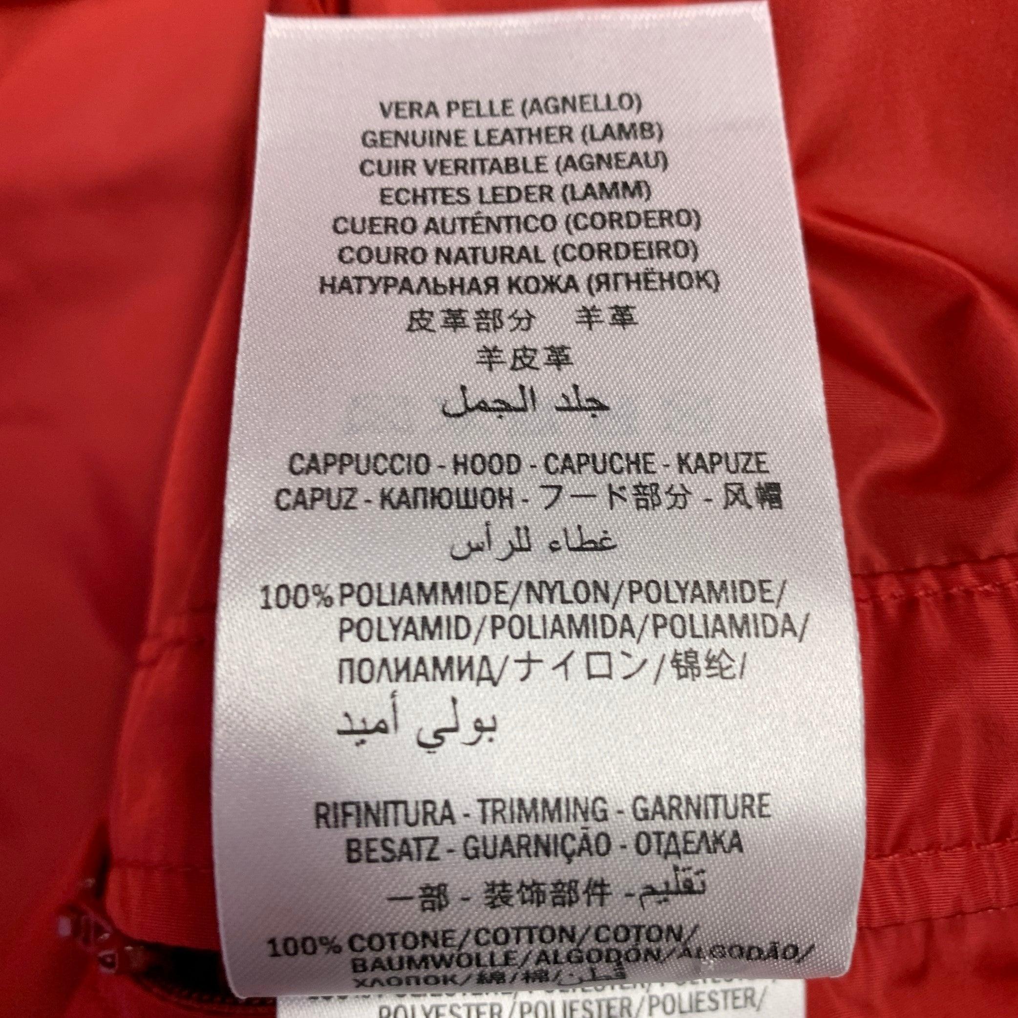 Gucci Taille 36 Black Red Color Block Lambskin Leather Varsity Jacket en vente 3