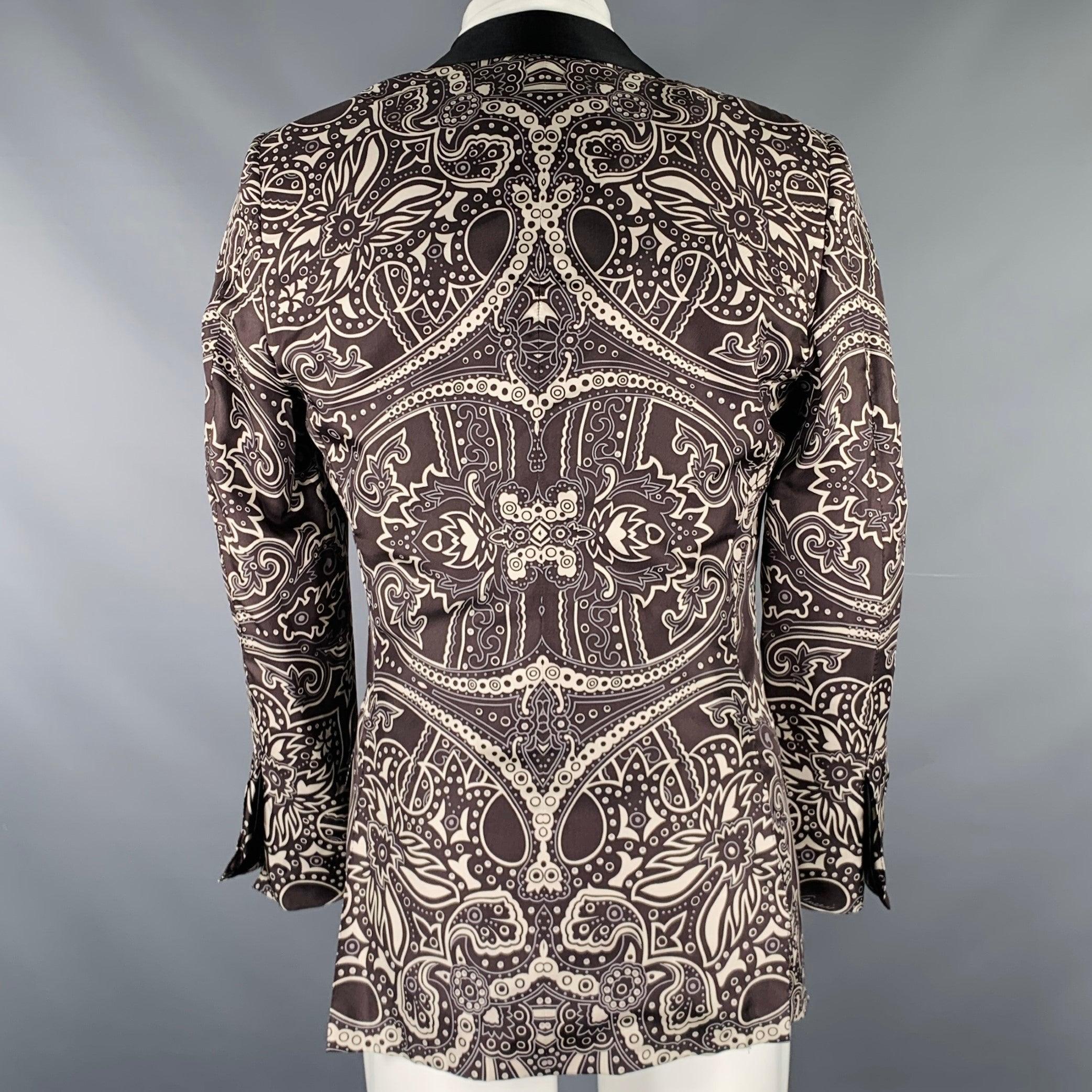 GUCCI Size 38 Black Grey Graphic Silk Tuxedo Sport Coat For Sale 1
