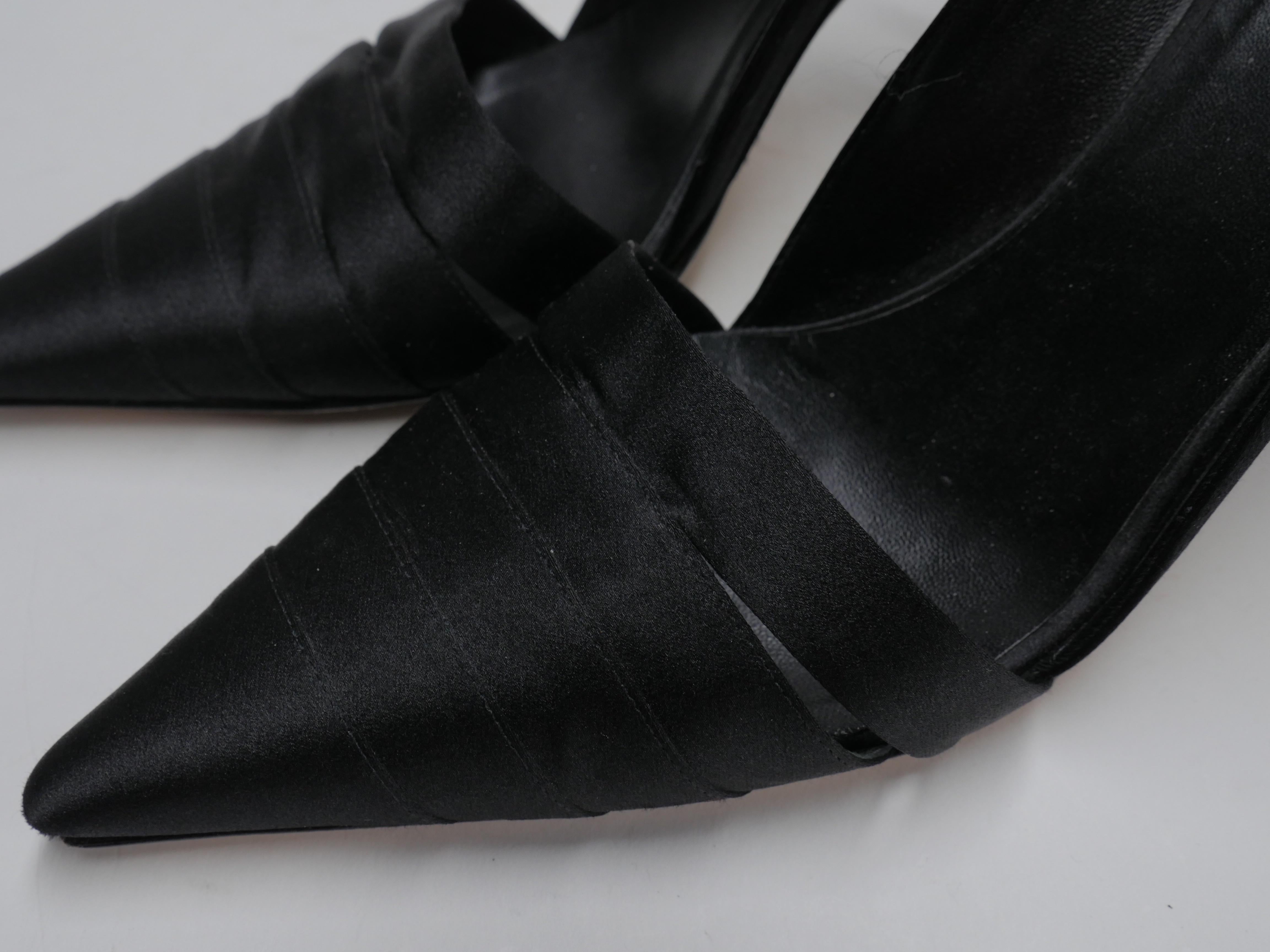 Gucci Size 38 Black Satin Pointed Toe Pumps 5
