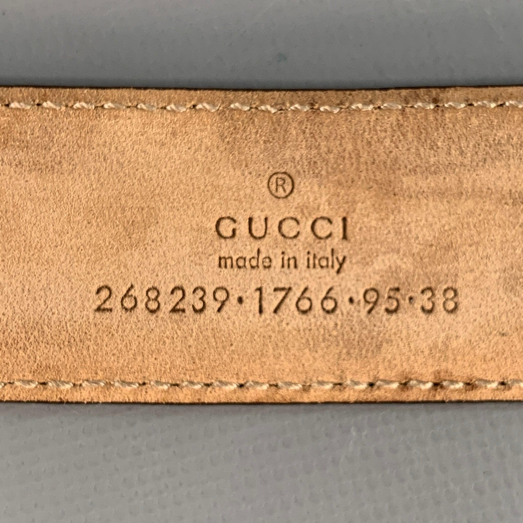 Gucci Taglia 38 Cintura in pelle geometrica in rilievo nero argento In condizioni buone in vendita a San Francisco, CA