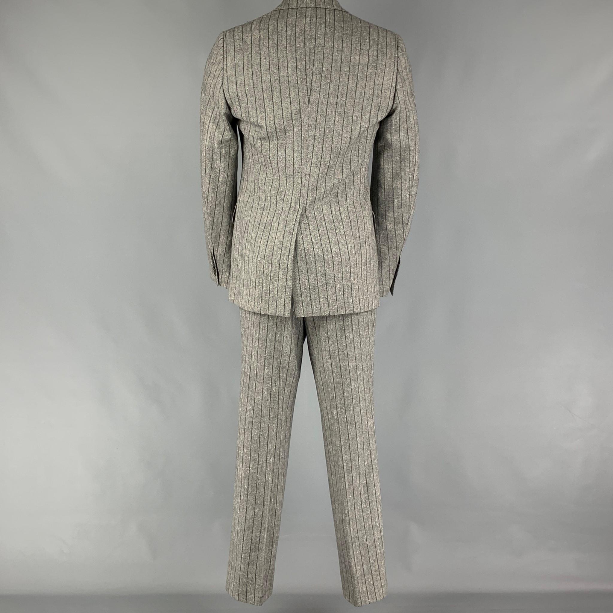 Gray GUCCI Size 38 Grey Stripe Wool Blend Notch Lapel Suit