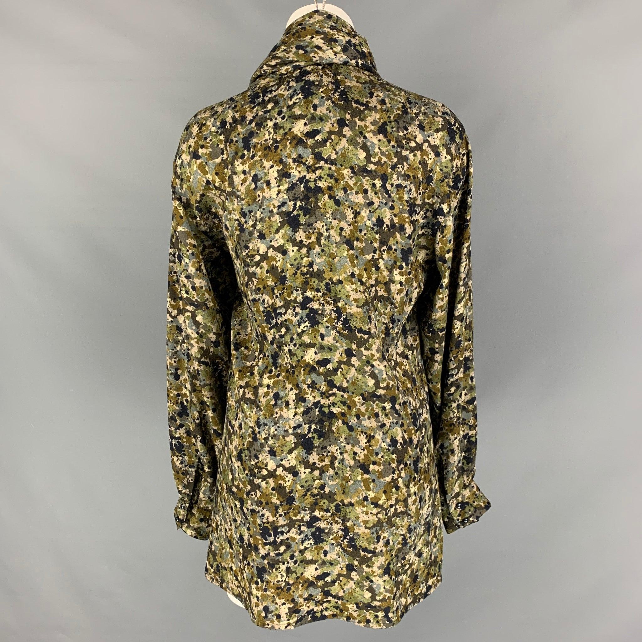 GUCCI Size 4 Olive Green & Brown Silk Print Bow Blouse In Excellent Condition For Sale In San Francisco, CA