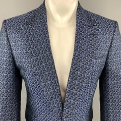 GUCCI Size 40 Blue Cotton / Silk Floral Jacquard Notch Lapel Sport Coat