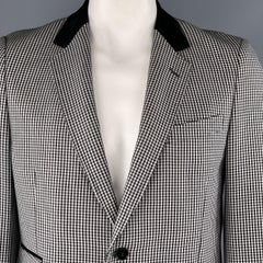 GUCCI Size 44 Black & White Checkered Plaid Wool Blend Suede Collar Notch Lapel