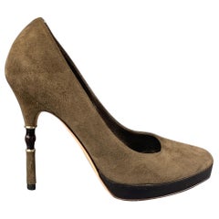 GUCCI Size 5.5 Olive Brown Suede Bamboo Heel Pumps