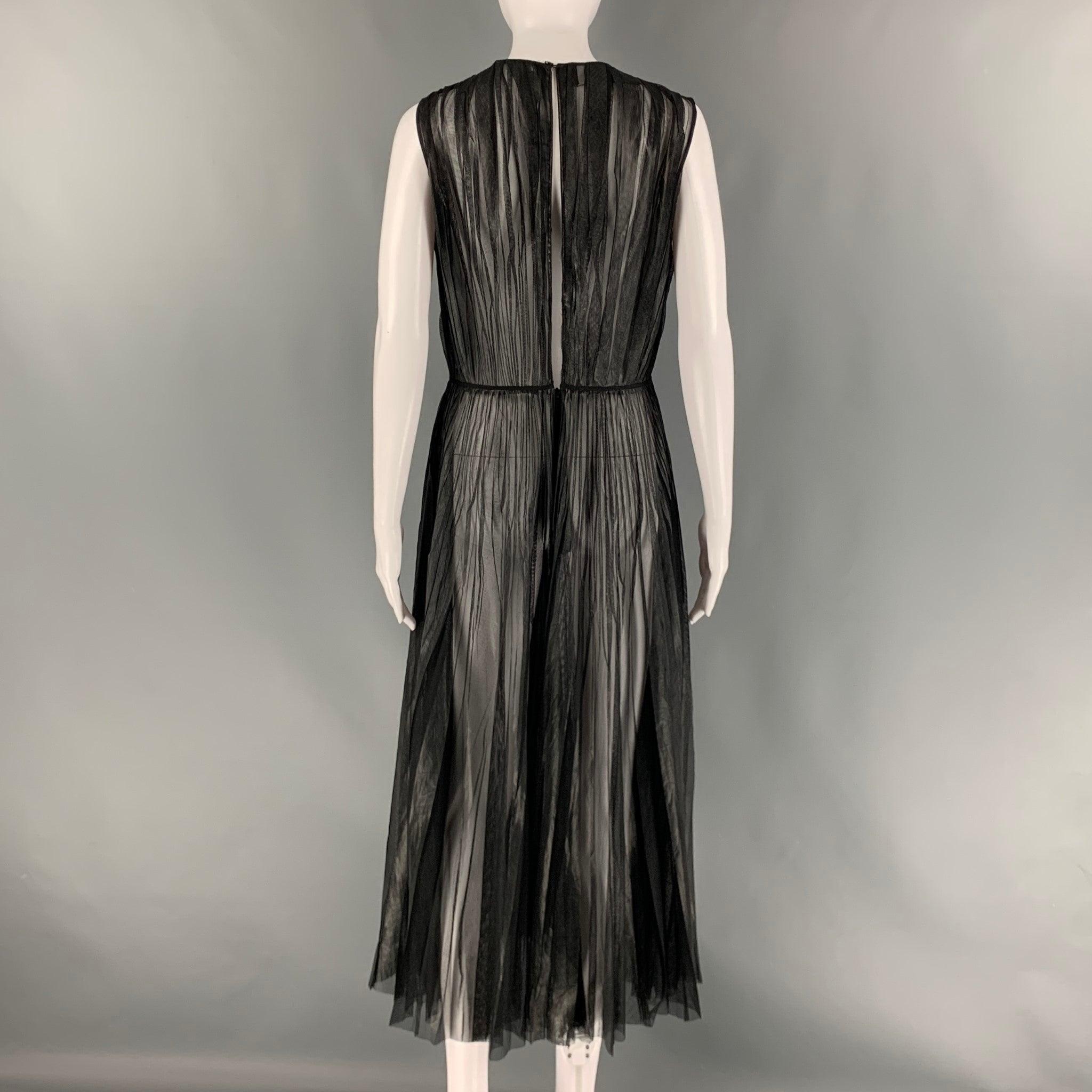 Women's GUCCI Size 6 Black Polyester Pleated A-Line Dress For Sale