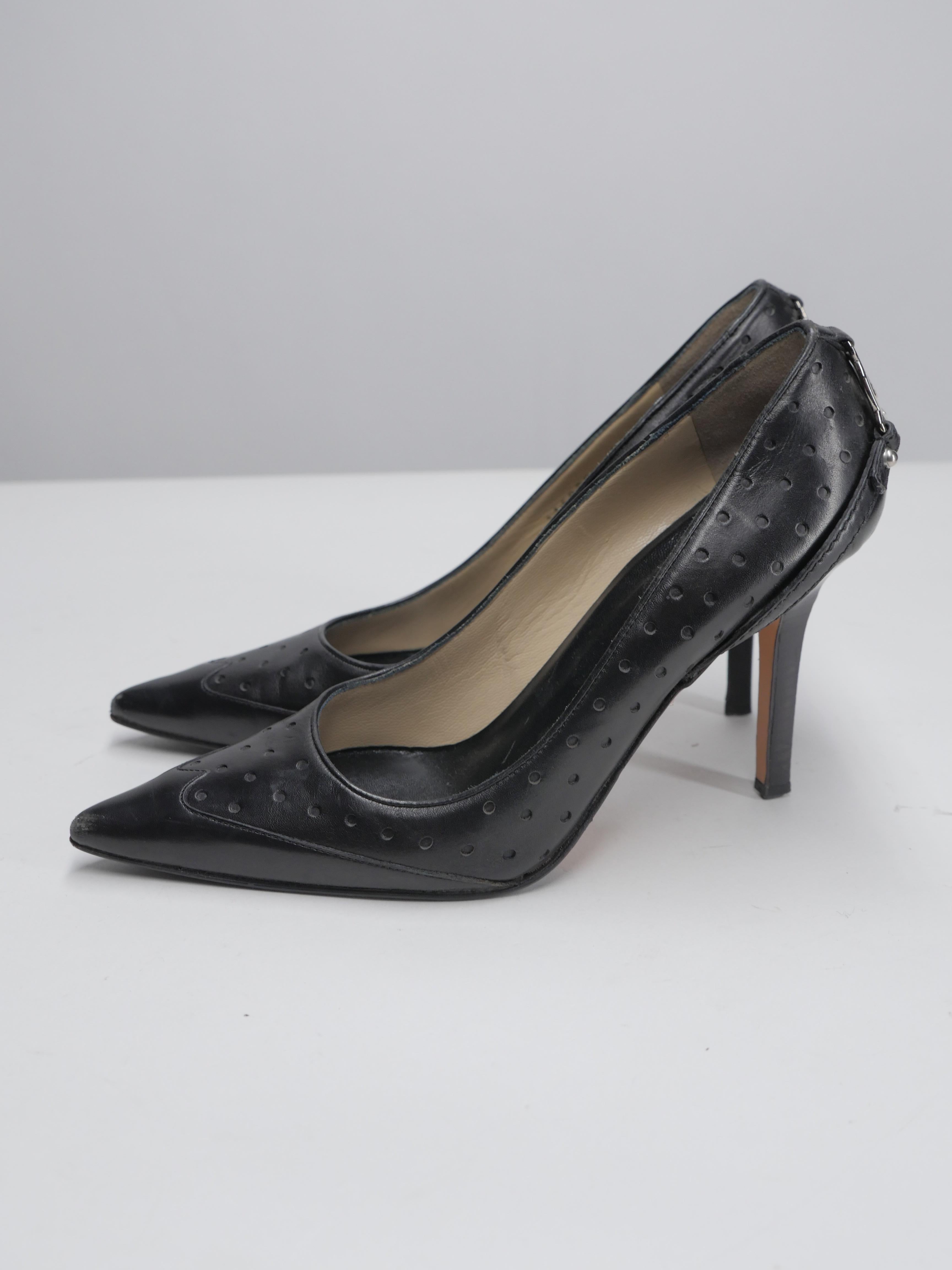 Gucci Size 6.5 Black Leather Perforated Pumps 9