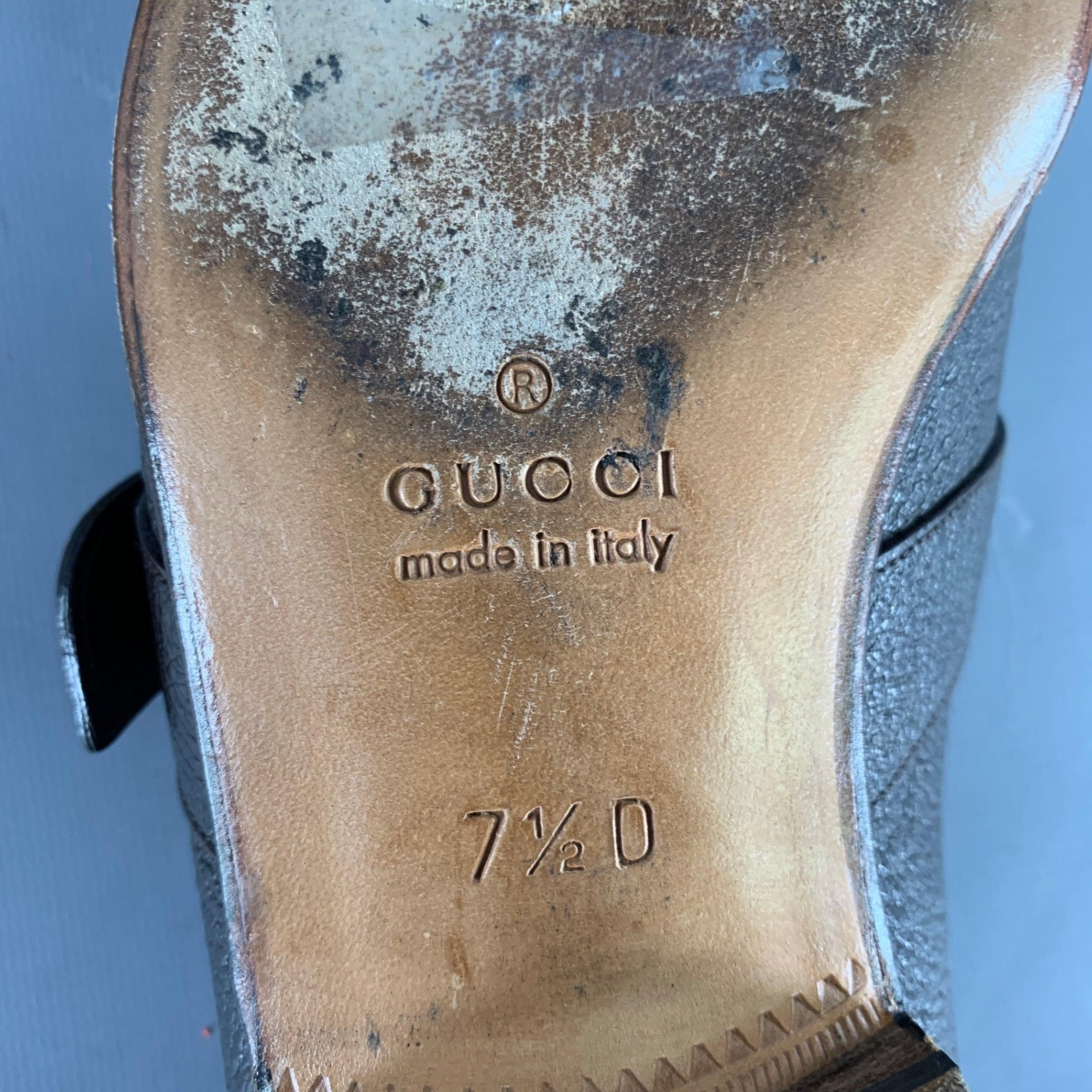GUCCI Size 8 Brown Leather Buckle Loafers For Sale 3