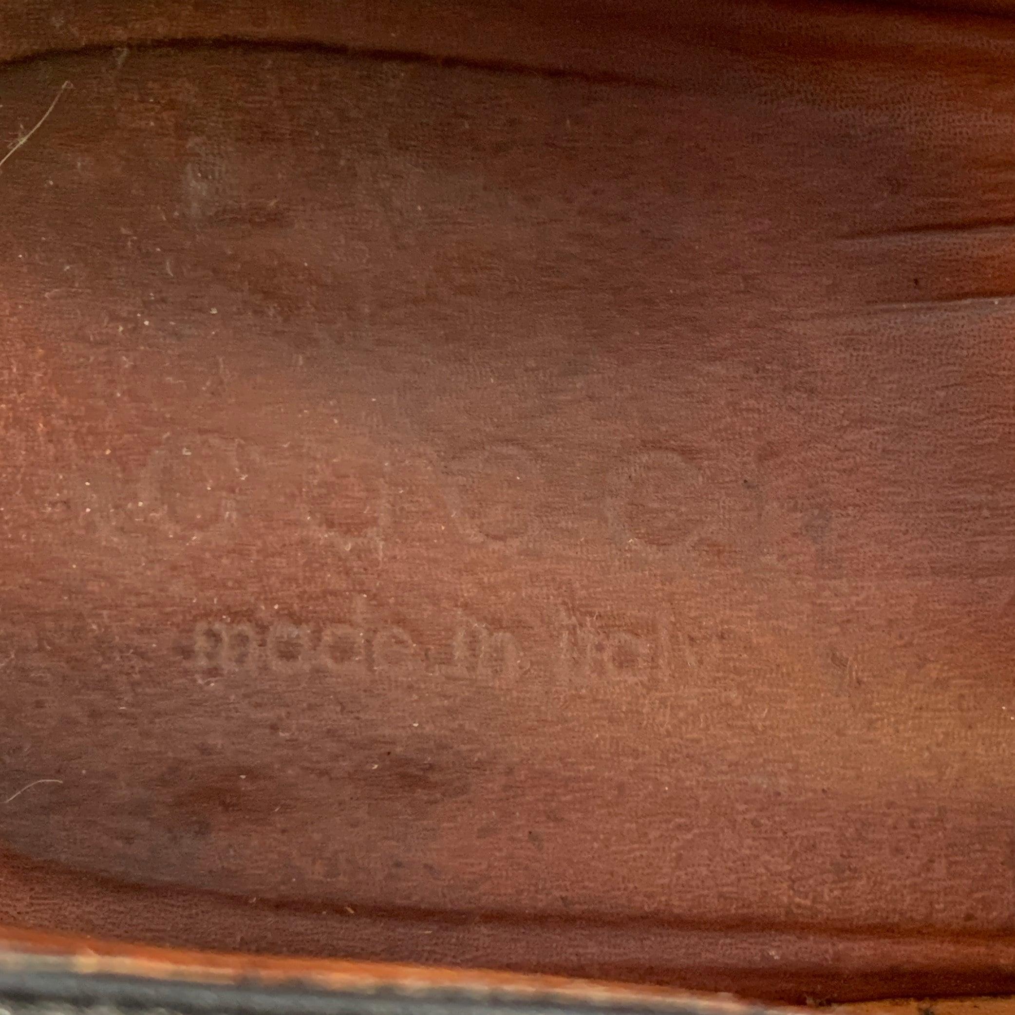 GGCI Size 8.5 Black GG Monogram Leather Strap Slip On Loafers en vente 2