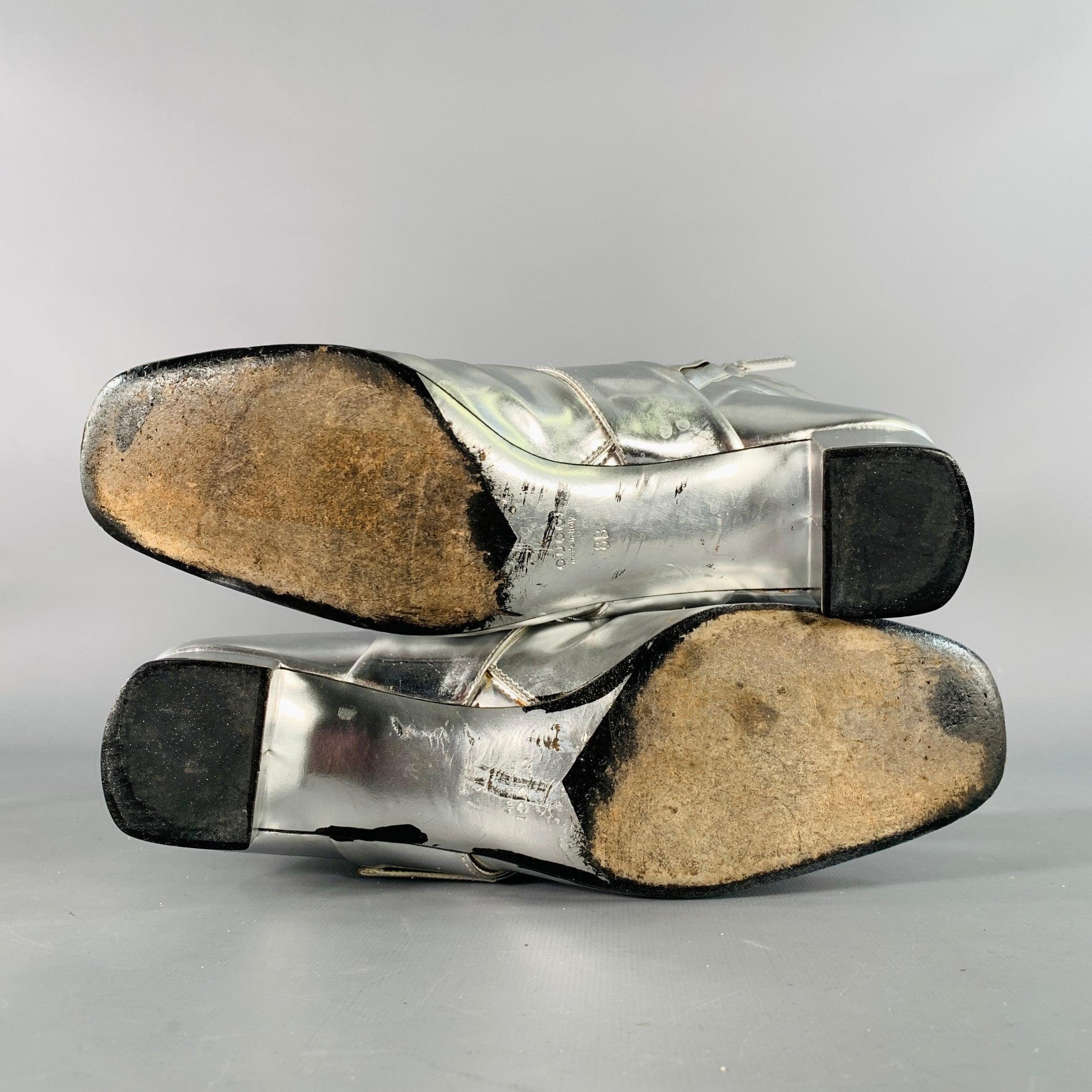 GUCCI Size 8.5 Metallic Silver Leather Side Zipper Ankle Boots For Sale 2