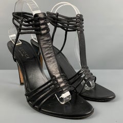GUCCI Size 9 Black Leather Strap Sandals