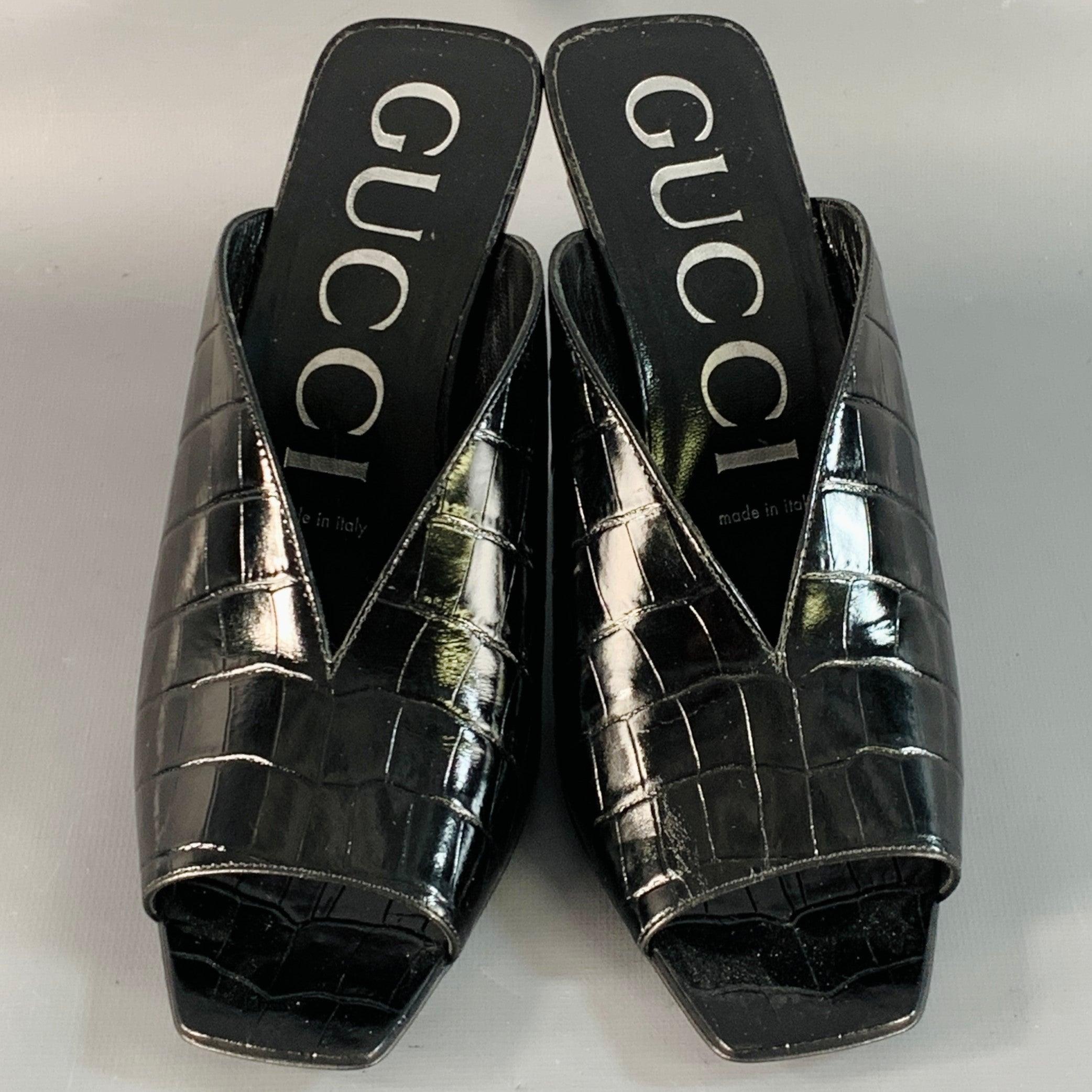 Gucci Size 9.5 Black Croc Embossed Leather Mules Pumps Bon état - En vente à San Francisco, CA