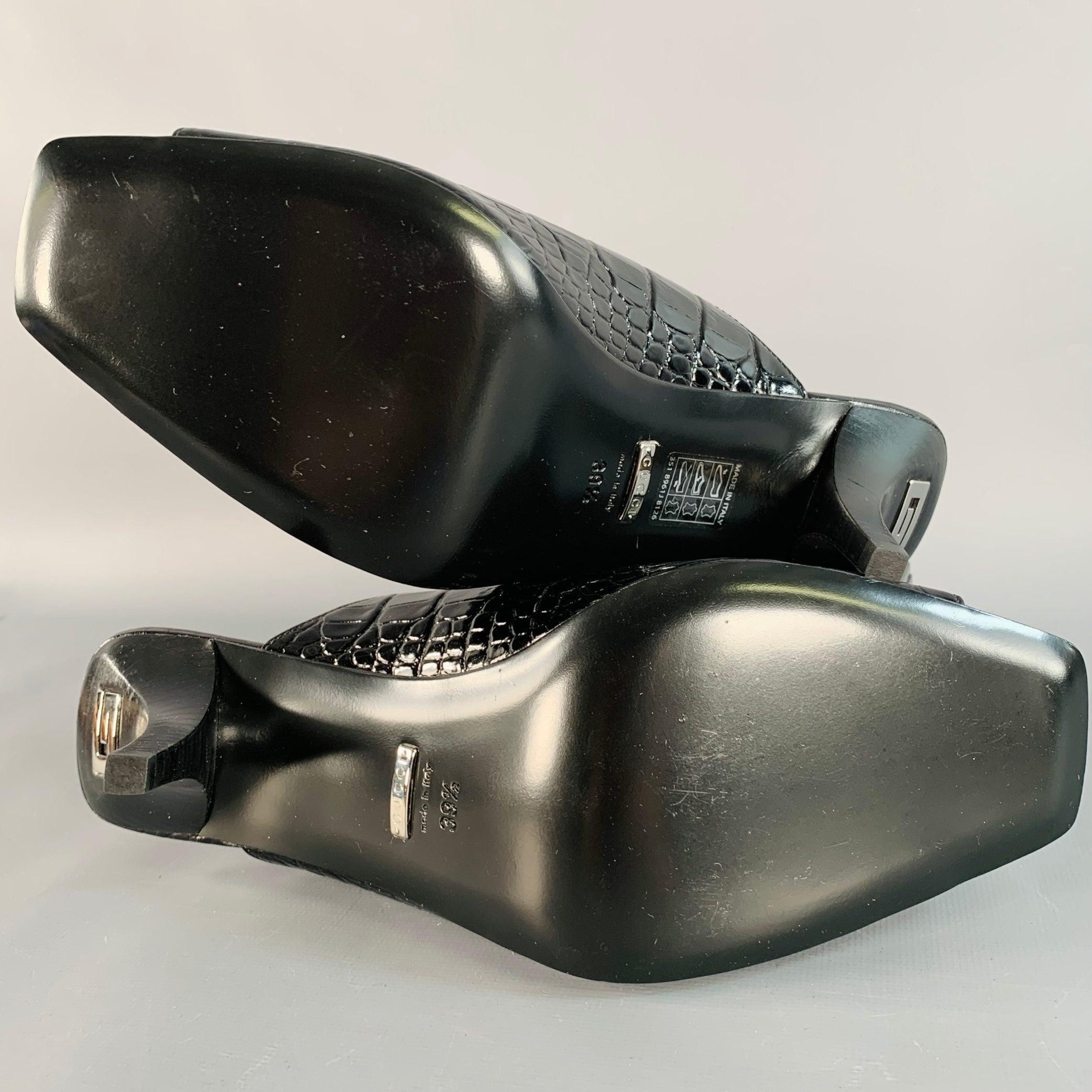 Gucci Size 9.5 Black Croc Embossed Leather Mules Pumps en vente 1