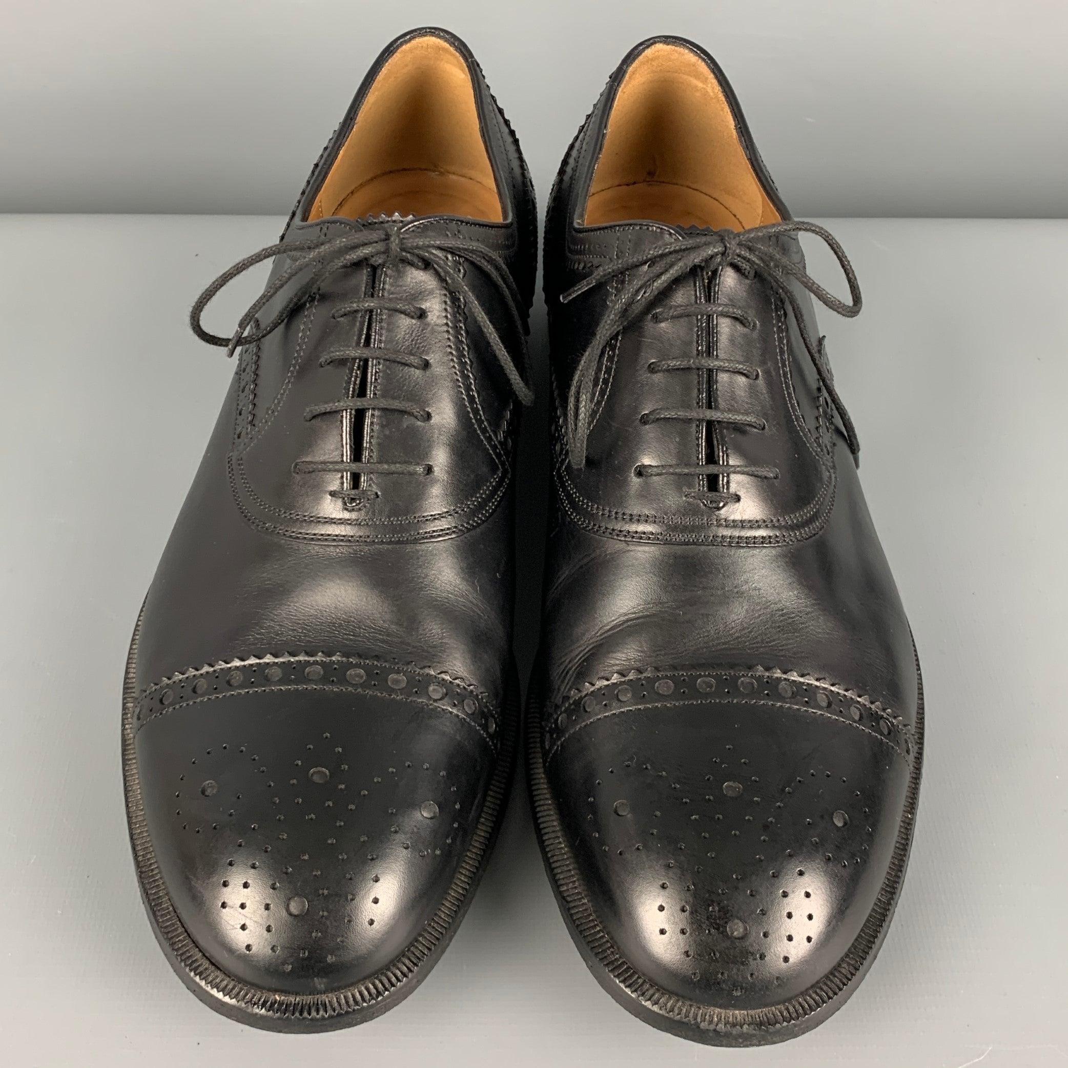 Men's GUCCI Size 9.5 Black Perforated Leather Oxford Cap Toe Lace Up Shoes For Sale