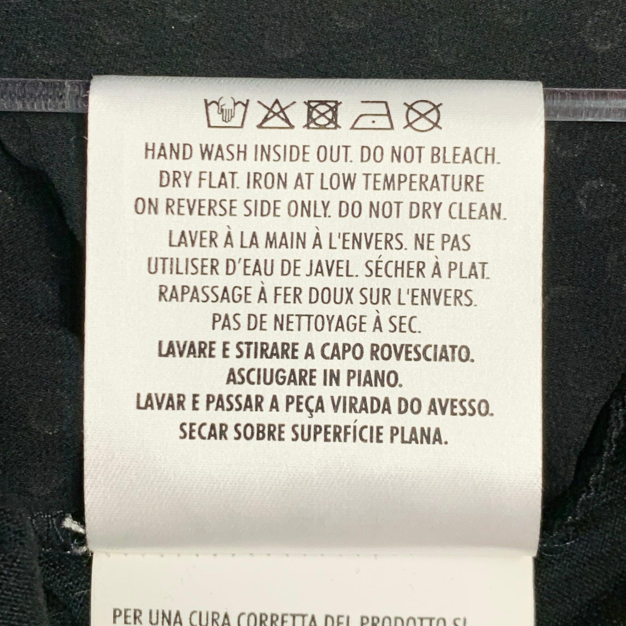 GUCCI Größe L Schwarz Nieten Seide Dolman Ärmel Rundhalsausschnitt T-shirt im Angebot 3