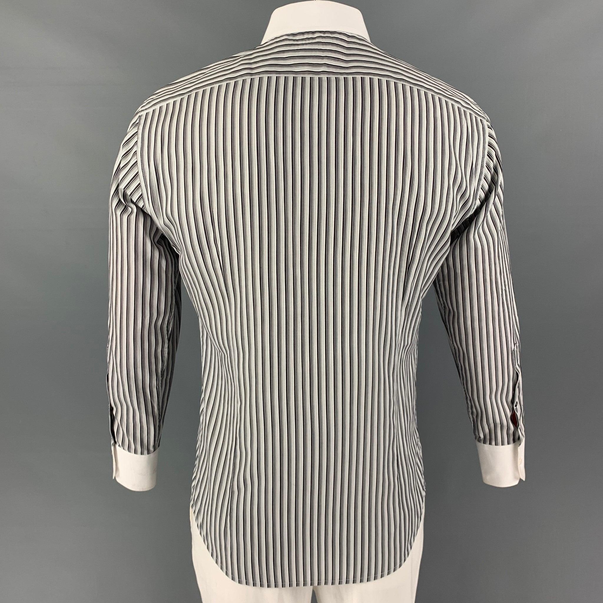 GUCCI Size L White Black Stripe Long Sleeve Shirt In Good Condition For Sale In San Francisco, CA