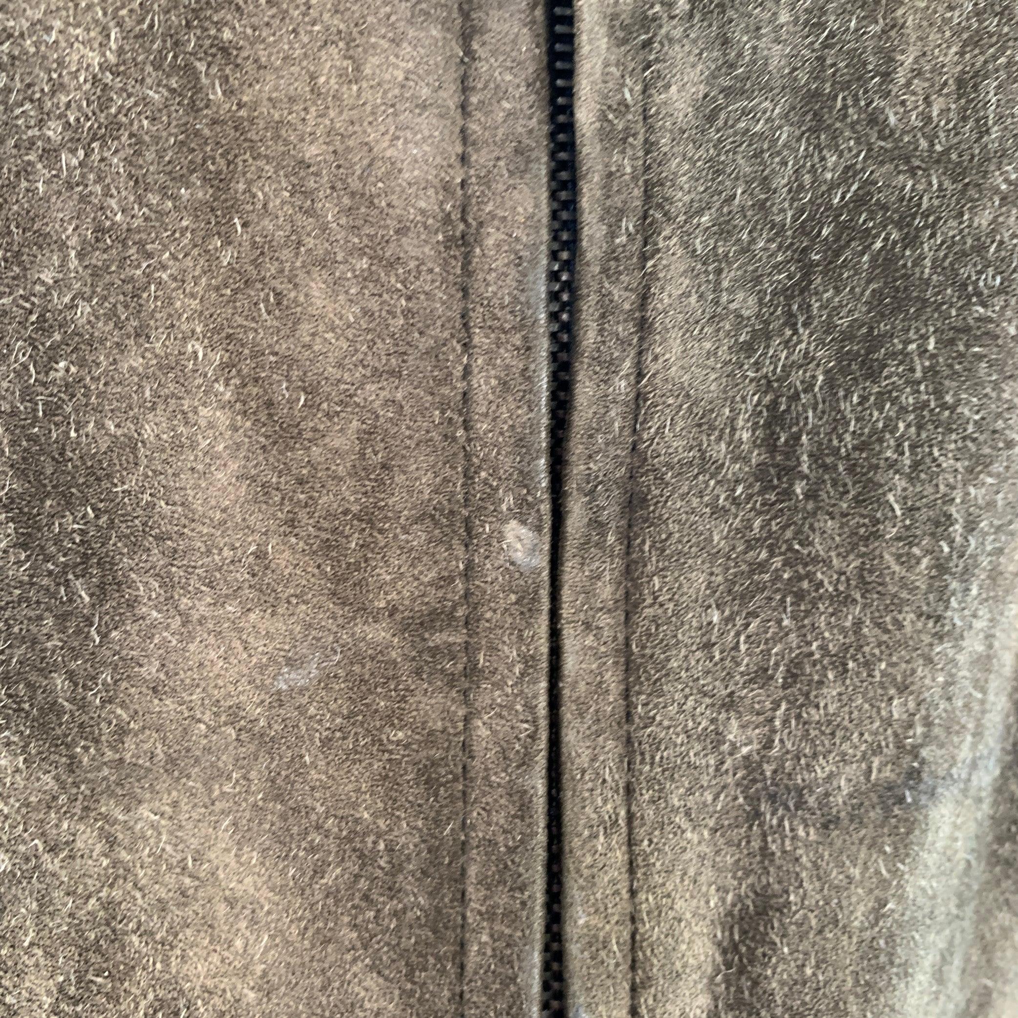 Giacca da moto in pelle scamosciata marrone Oliver di GUCCI taglia M. In condizioni buone in vendita a San Francisco, CA