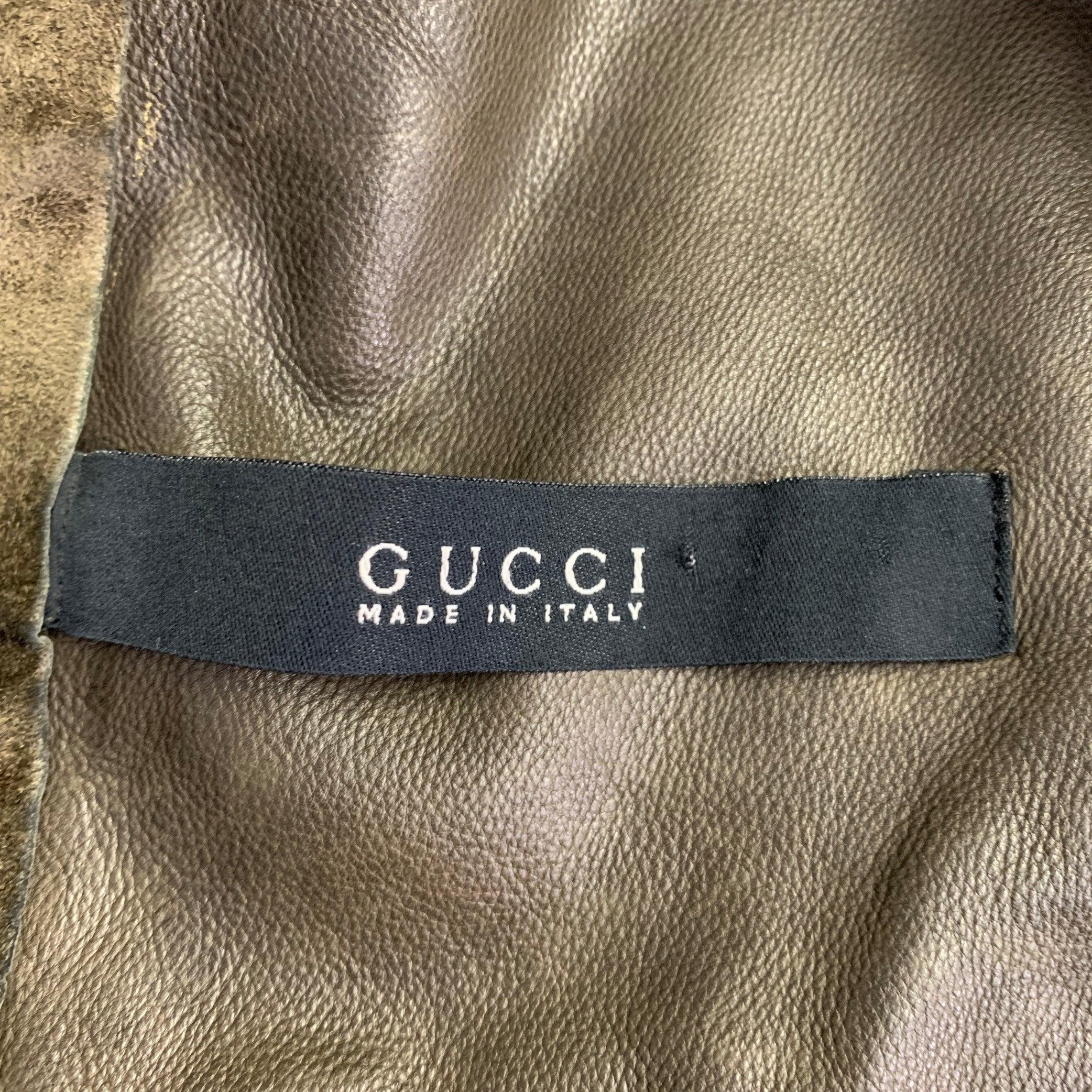 Giacca da moto in pelle scamosciata marrone Oliver di GUCCI taglia M. in vendita 1