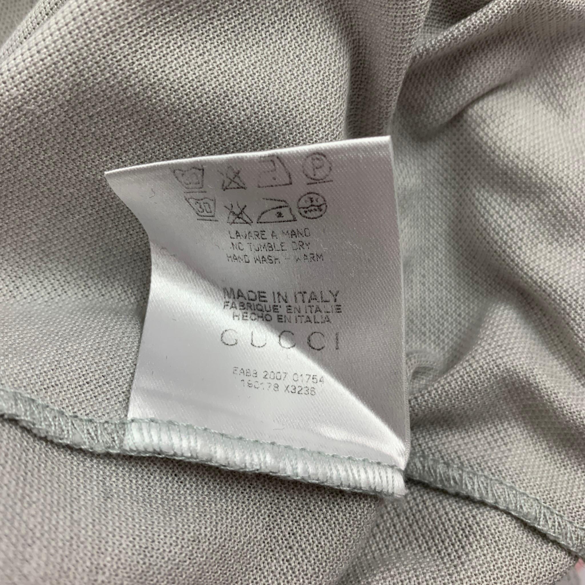 GUCCI Size M Light Grey Textured Cotton Button Down Short Sleeve Shirt In Good Condition In San Francisco, CA