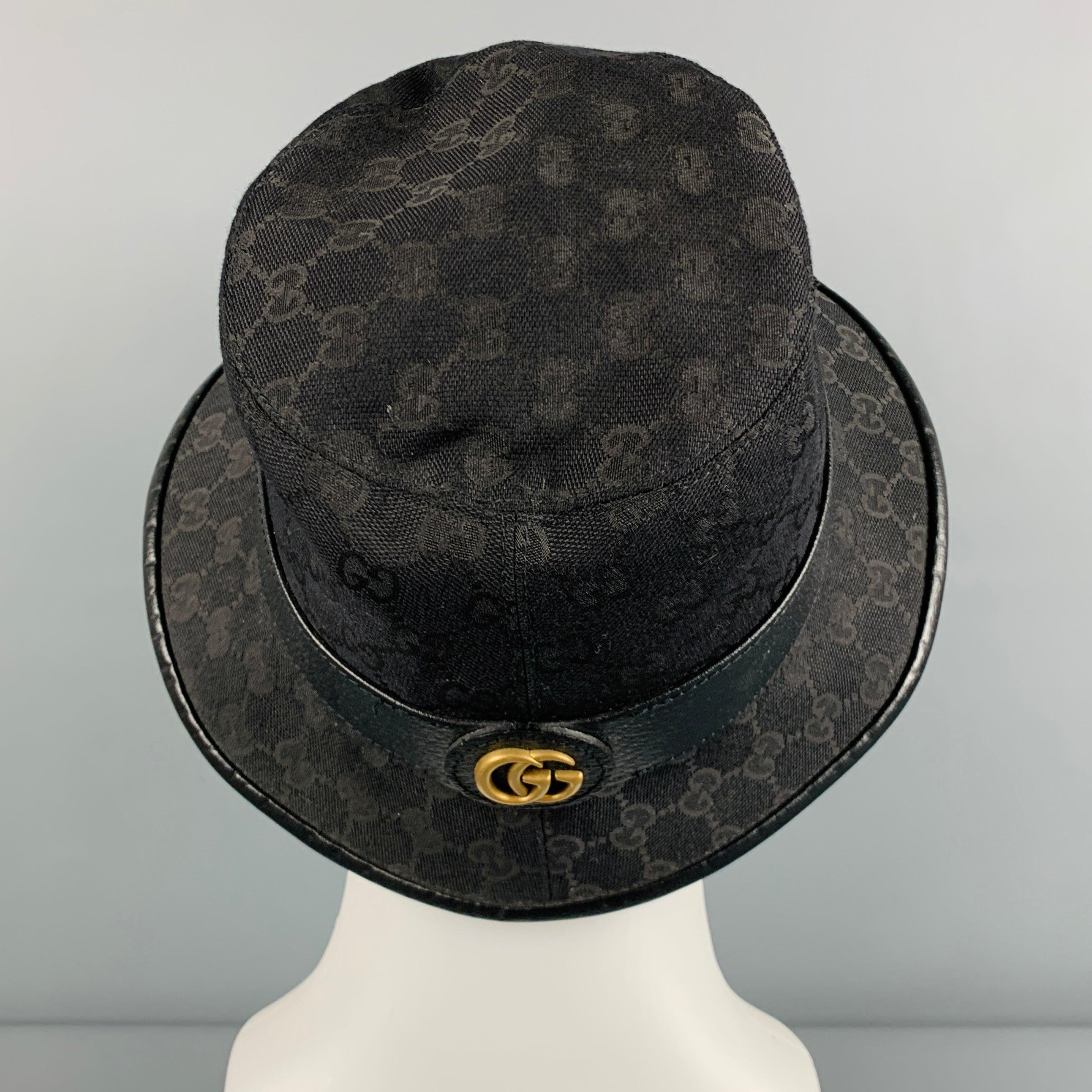 Gucci Size S Black Gold Logo Polyester Blend Leather Hats Pour hommes en vente