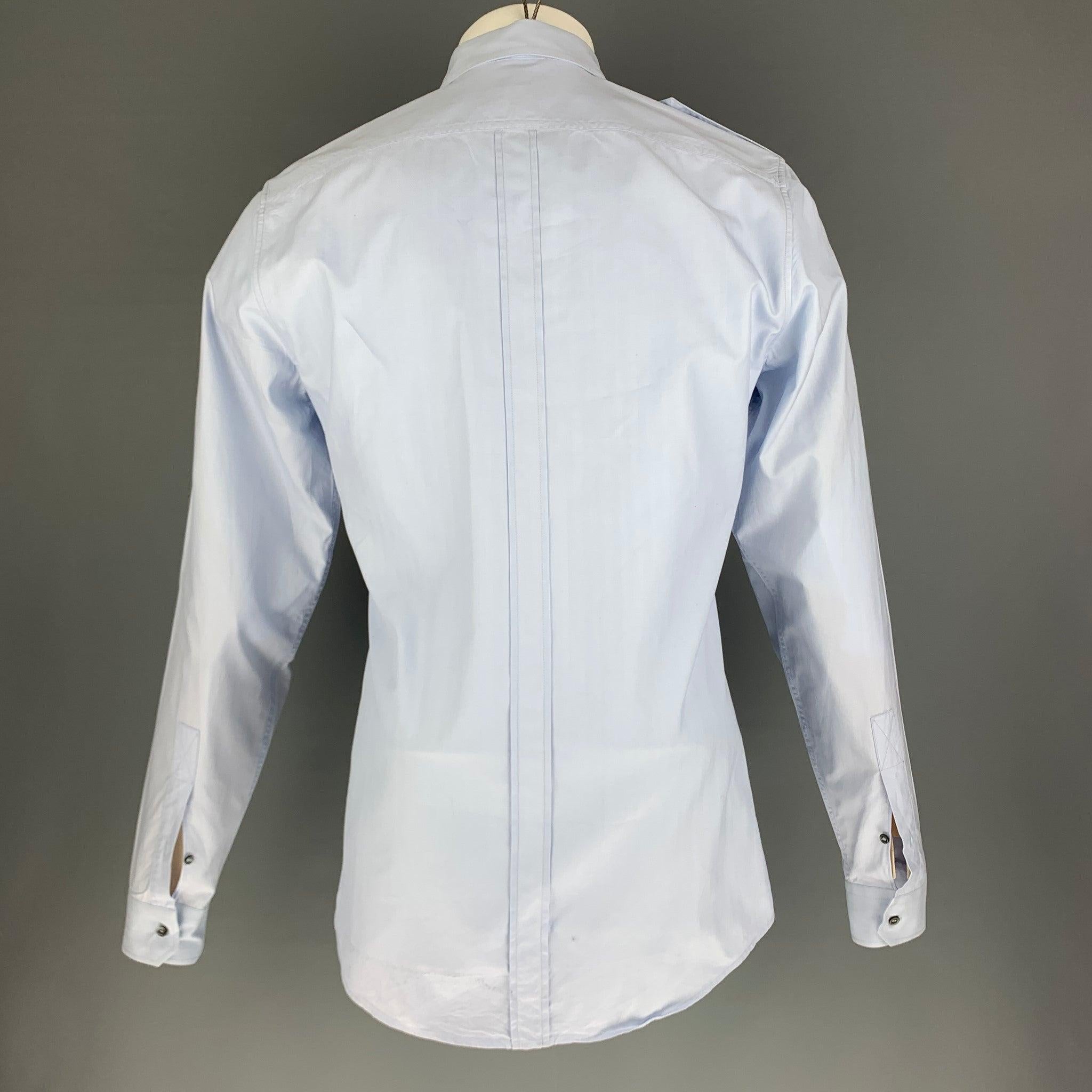 GUCCI Size S Light Blue Solid Cotton Patch Pockets Long Sleeve Shirt In Excellent Condition For Sale In San Francisco, CA