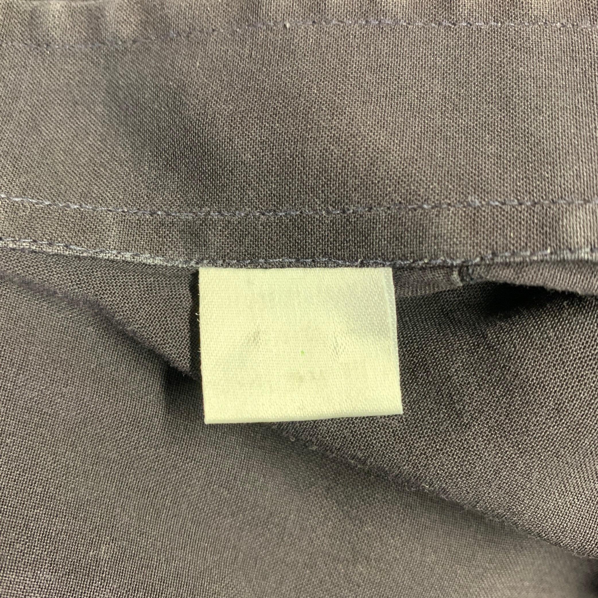 GUCCI Talla S Camisa de manga corta de un bolsillo con corte curvo azul marino en venta 1