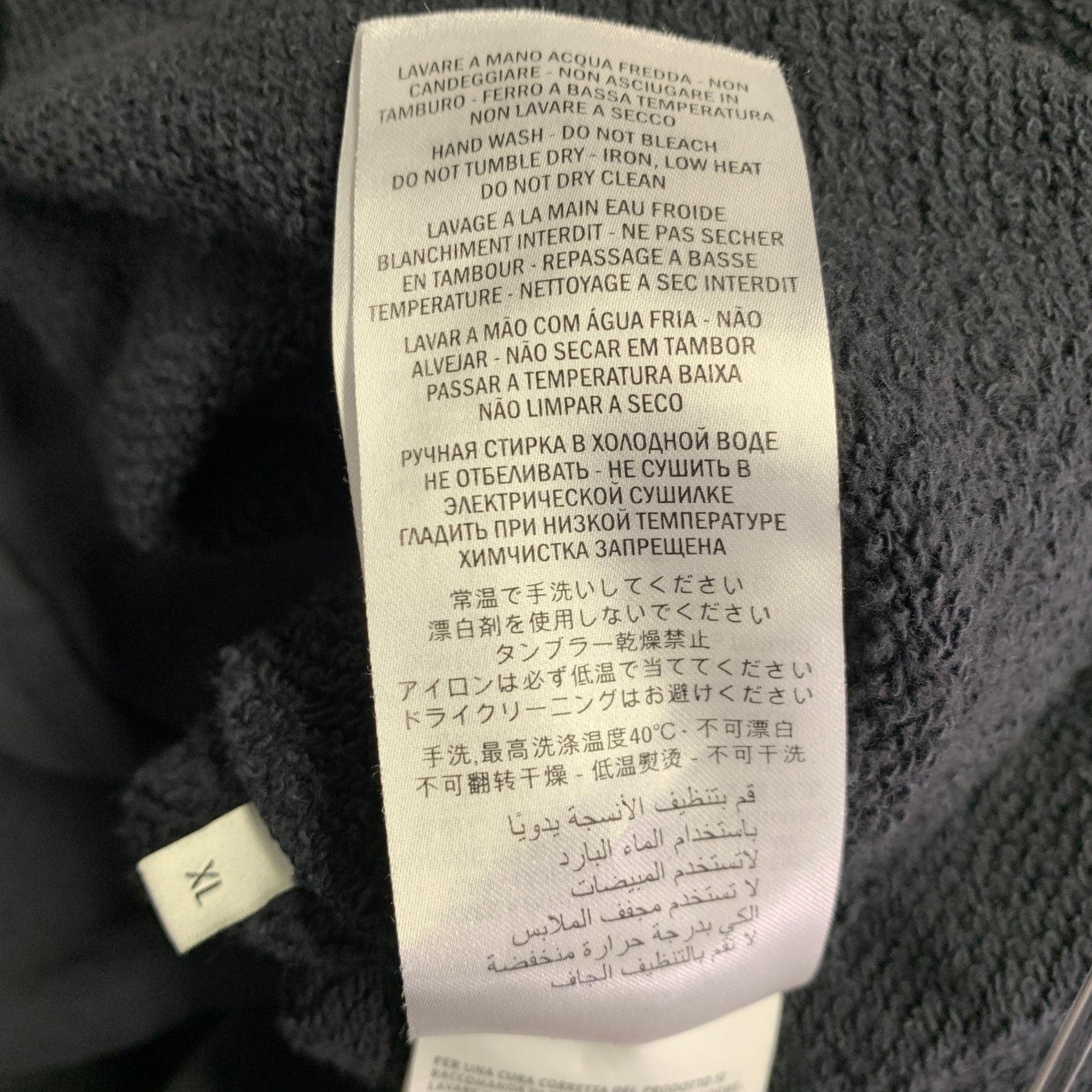 GUCCI Size XL Guccify Wolf Black Red White Applique Cotton Hooded Sweatshirt For Sale 6