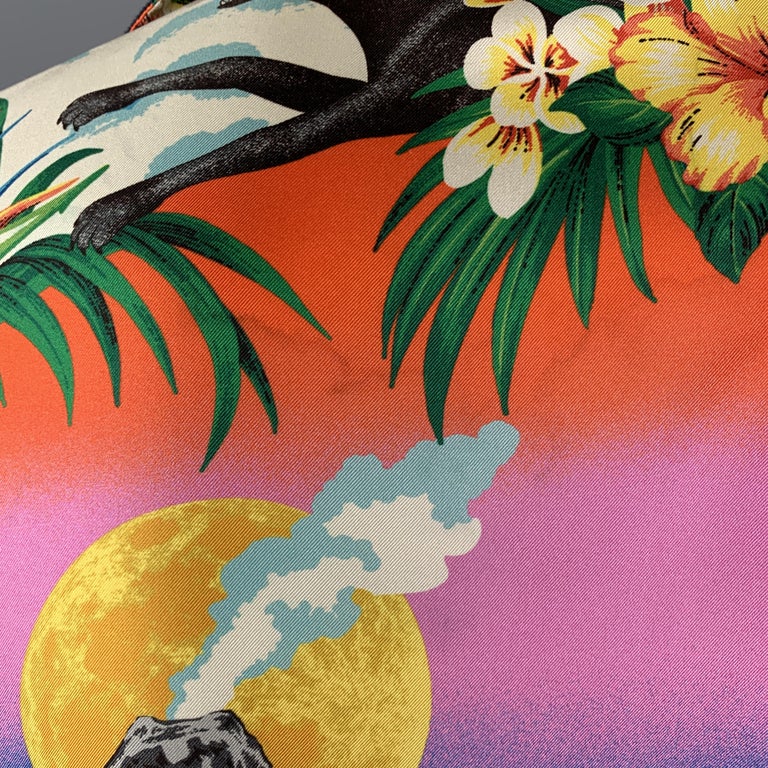 GUCCI Size XL MultiColor Floral Silk Ribbon Trim Button Up Short