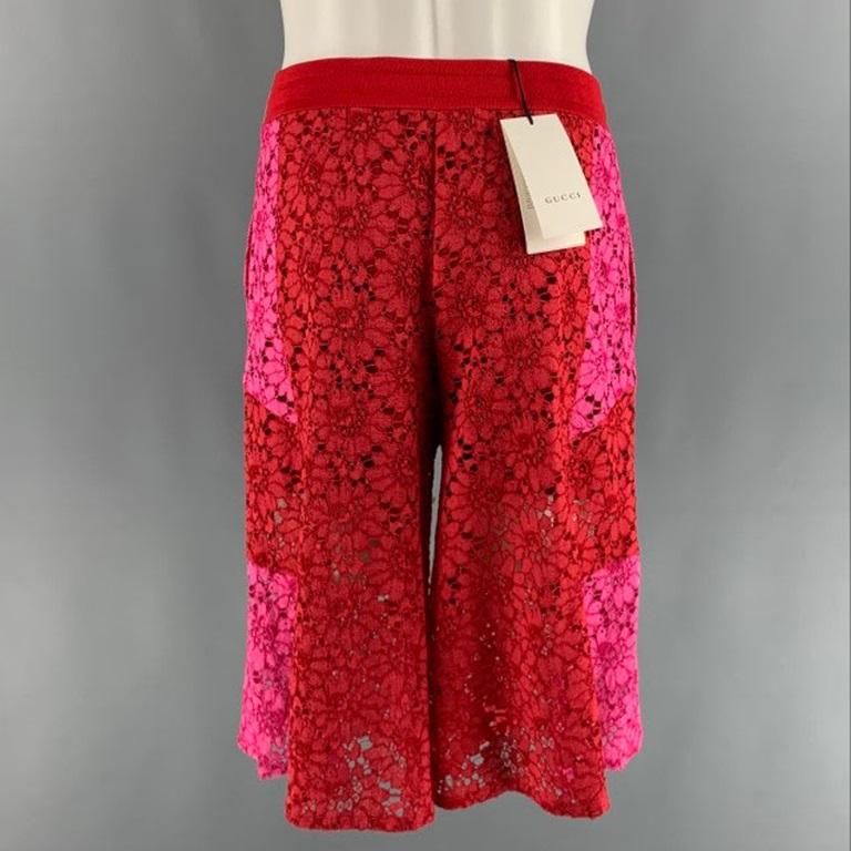 Men's GUCCI Size XS Red Pink Floral Viscose Lace Up Shorts For Sale