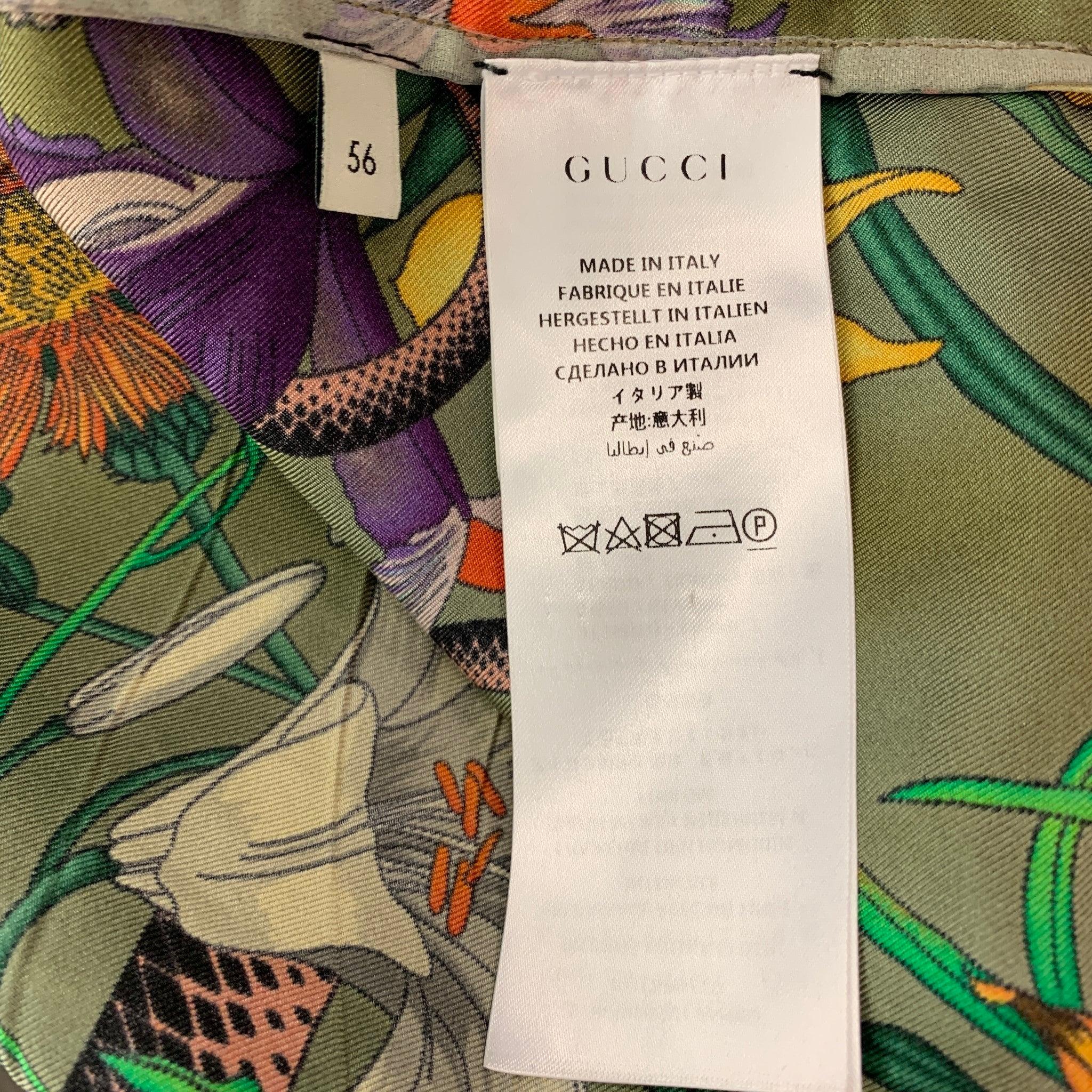 GUCCI Size XXL Green Multi-Color Print Silk Camp Short Sleeve Shirt For Sale 4