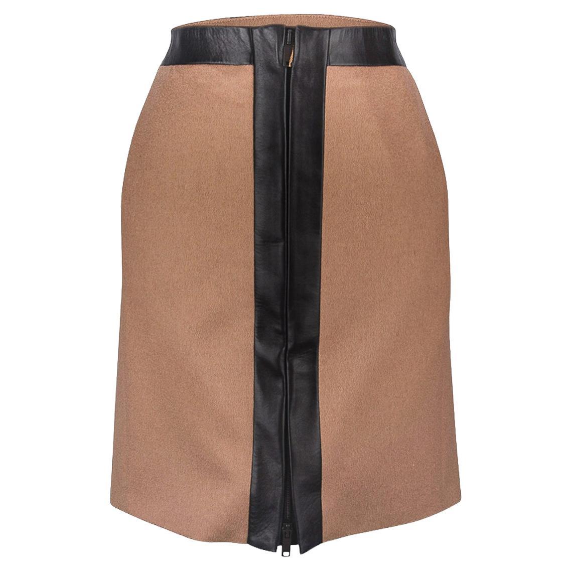 Gucci Skirt Camel Hair Leather Trim Front Zipper 40 /  6 Nwt For Sale