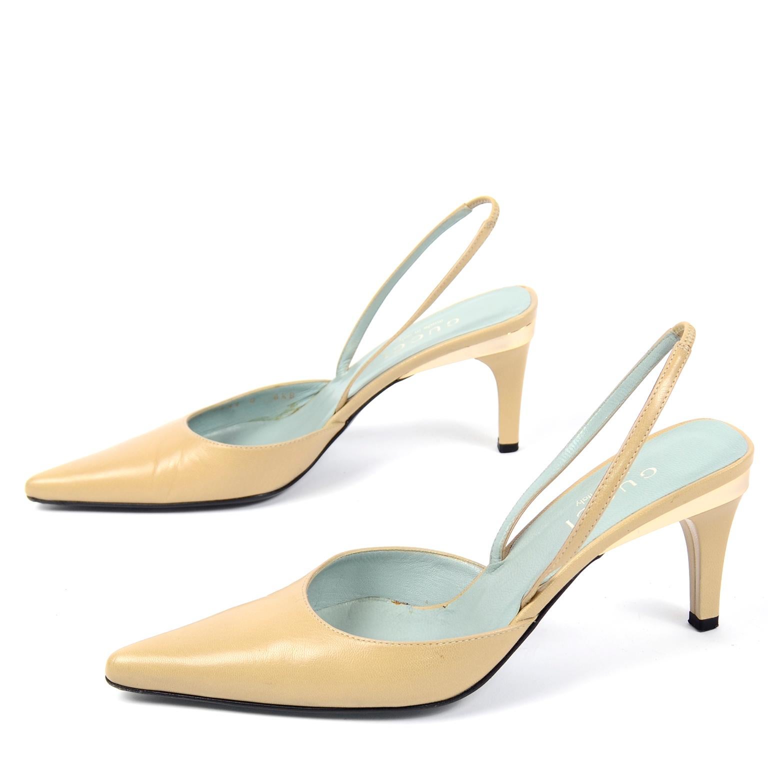 Gucci Slingback Beige Tan Heels With Gold Bands In Good Condition For Sale In Portland, OR