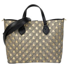 GUCCI, Small GG Supreme Bee Soft Tote in brown canvas